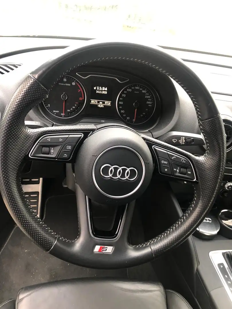 Audi A3 2.0 TFSI Cabrio quattro S tronic - 2