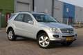 Mercedes-Benz ML 500 M-klasse AUTOMAAT NED AUTO VOL LEDER TREKHAAK 4X4 Grau - thumbnail 7