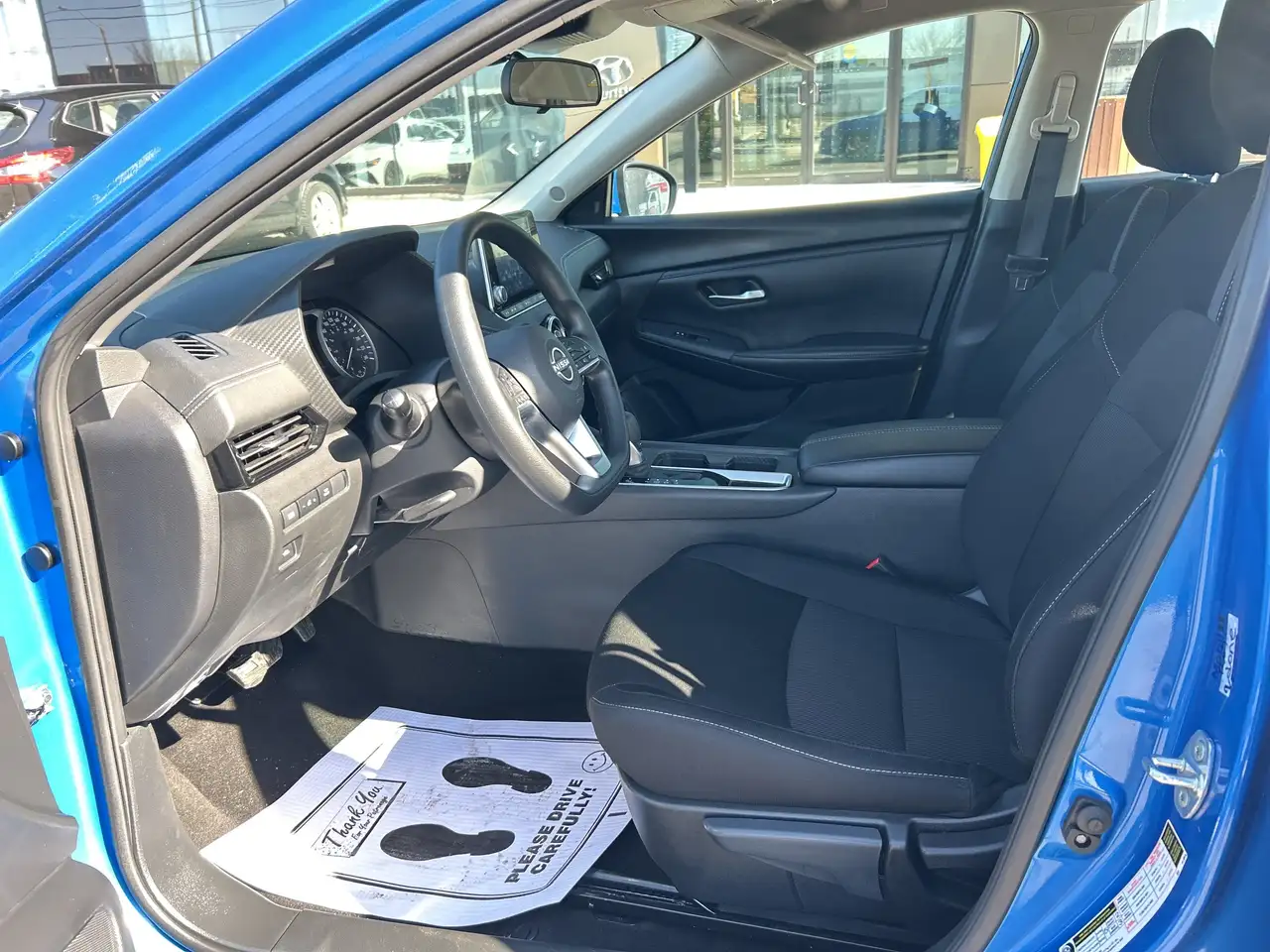 Nissan Sentra снимка Nissan Sentra