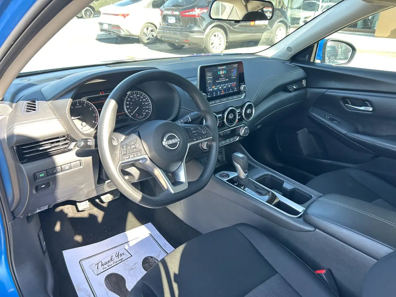 Nissan Sentra снимка Nissan Sentra