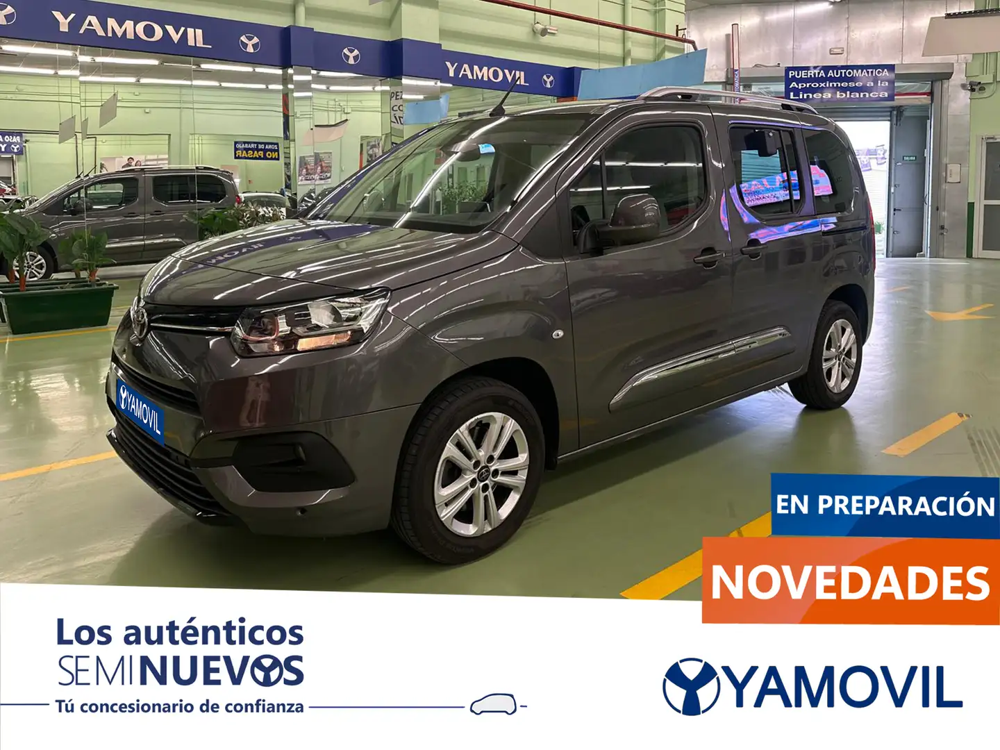 Toyota Proace Family L1 1.2 5pl. Active 130 Aut. Gris - 1