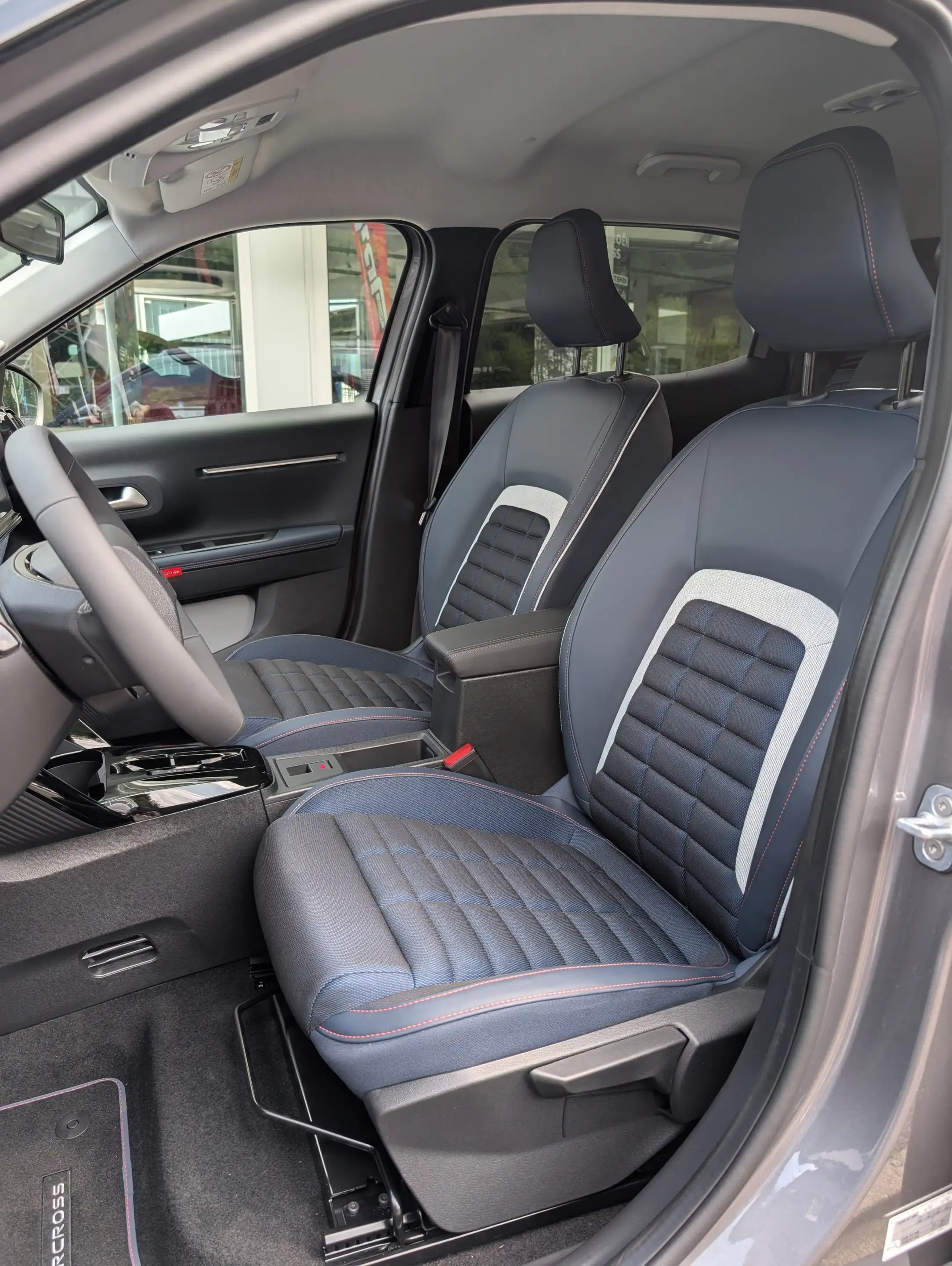 Citroen C3 Aircross Hybrid 145 COLLECTION — photo 7