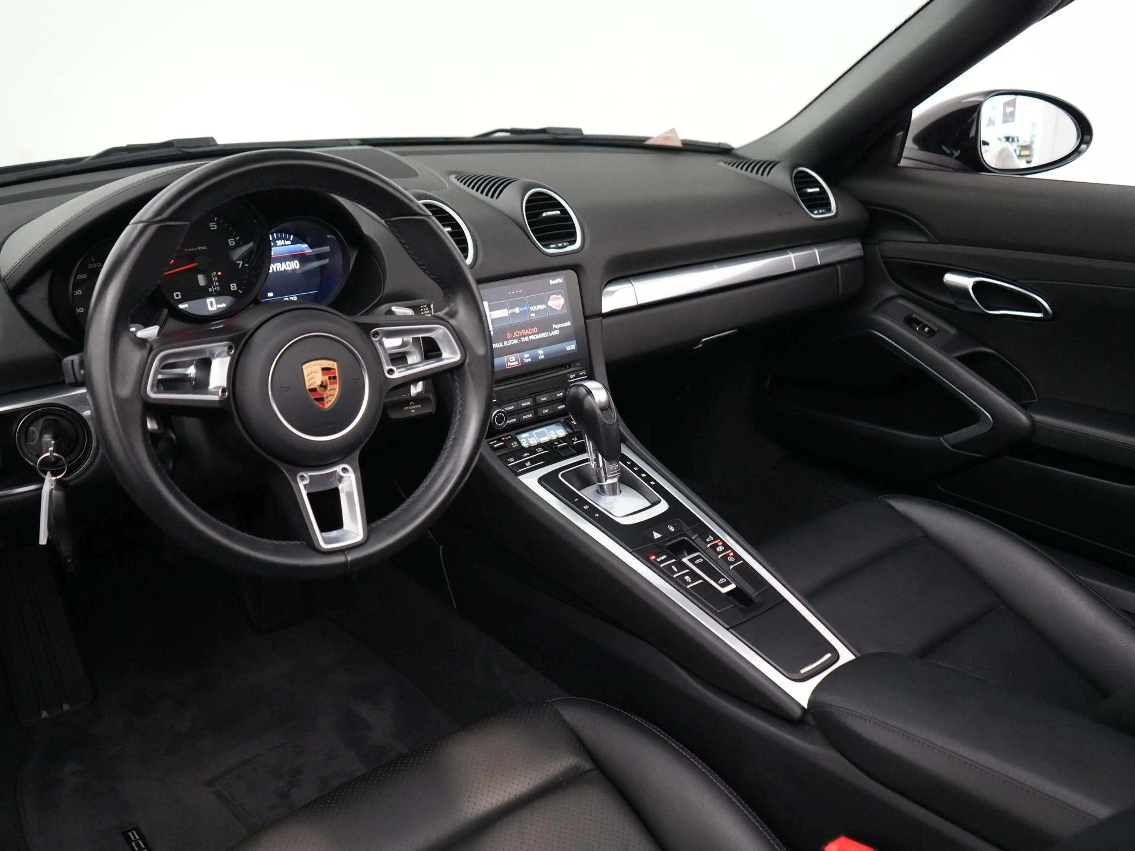 Porsche 718 Boxster — photo 13