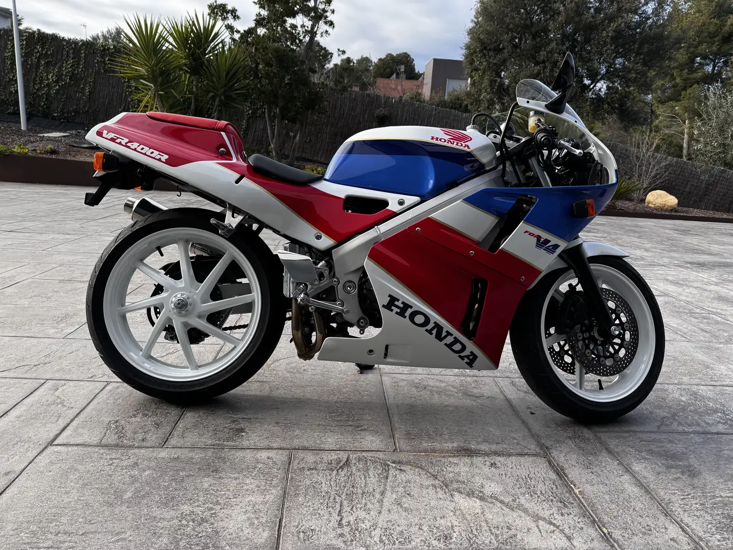 Honda VFR 400 vfr 400 NC30 - 1