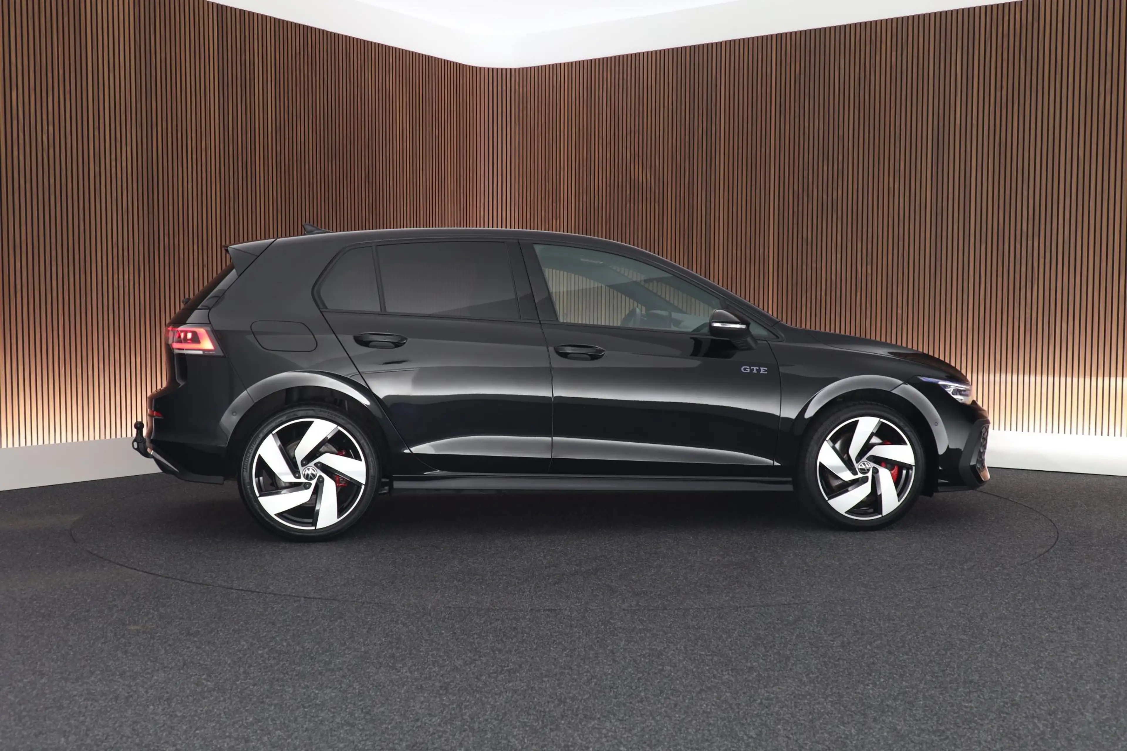 Volkswagen Golf GTE 1.5 eHybrid 272pk Trekhaak Camera Stoelverwarming — photo 11