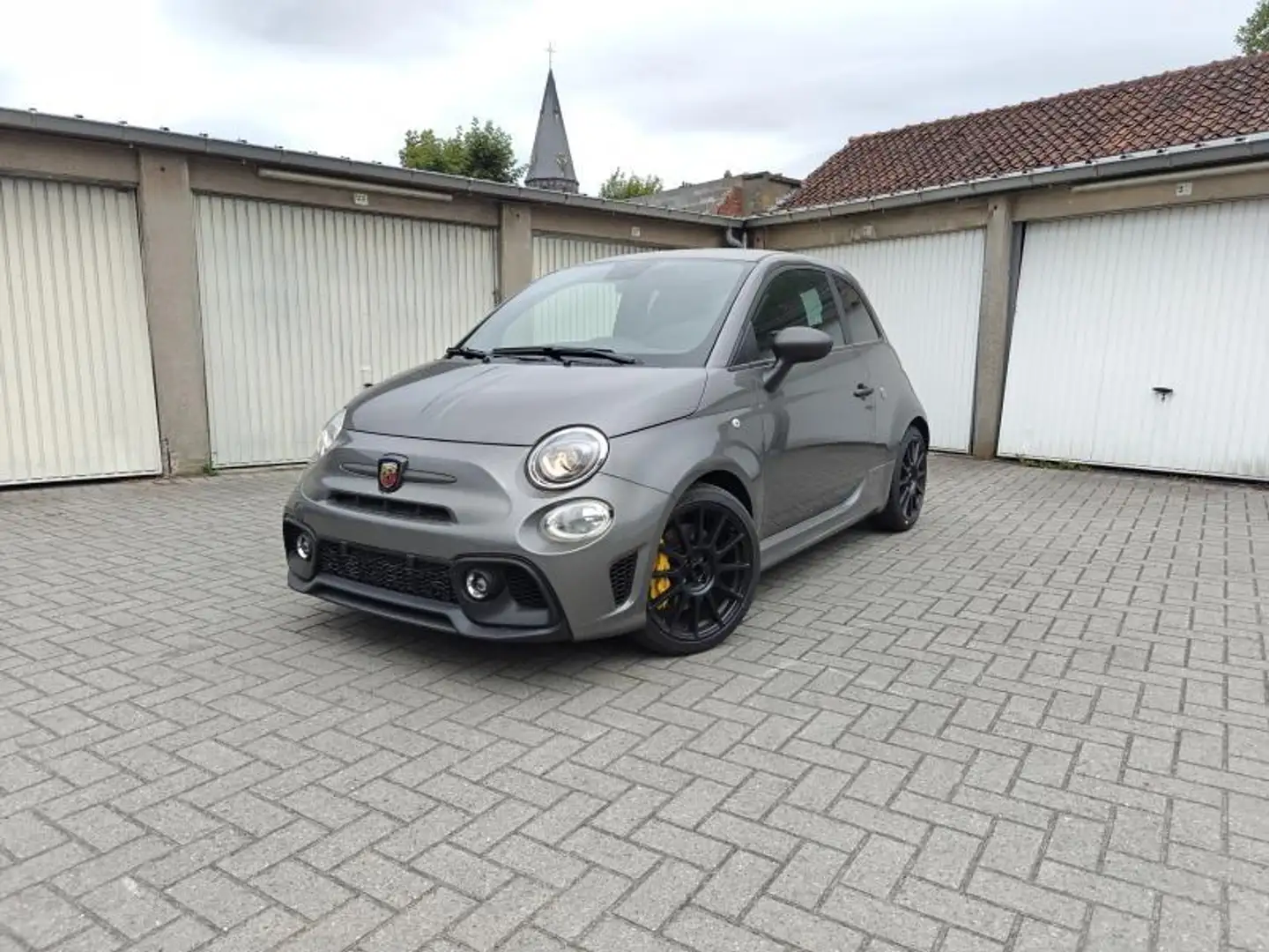 Abarth 695 Berline Grijs - 1