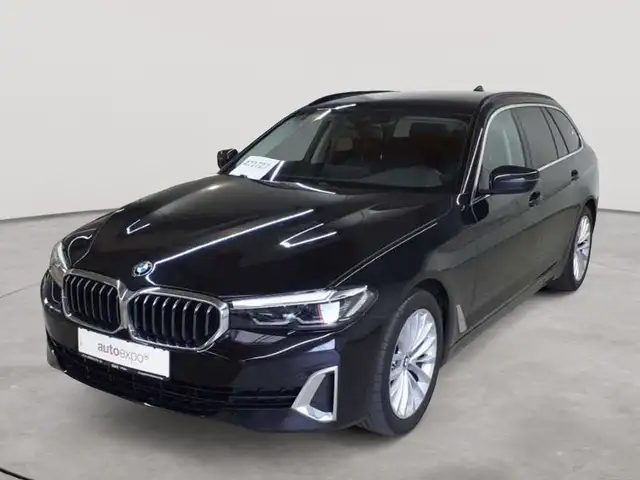 BMW 5 Series view 2