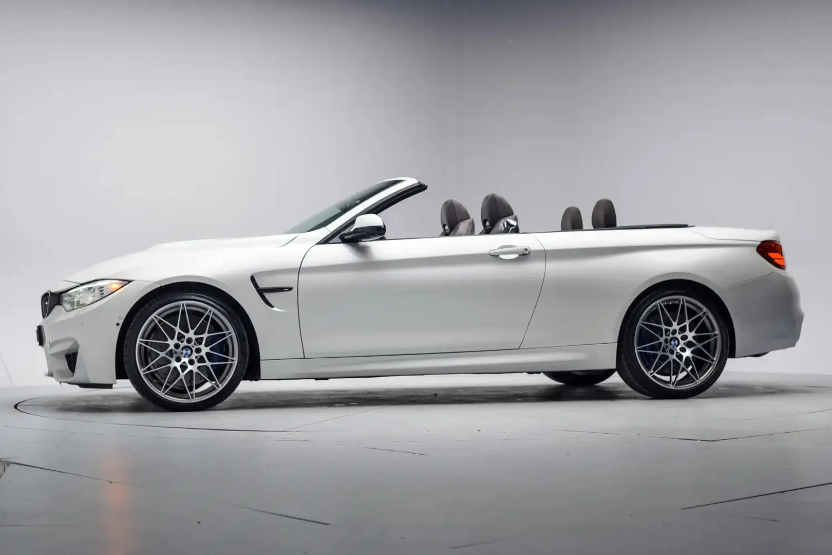 BMW M4 Competition 450pk [ Nappaleder Memory HUD Surround Wit - 2