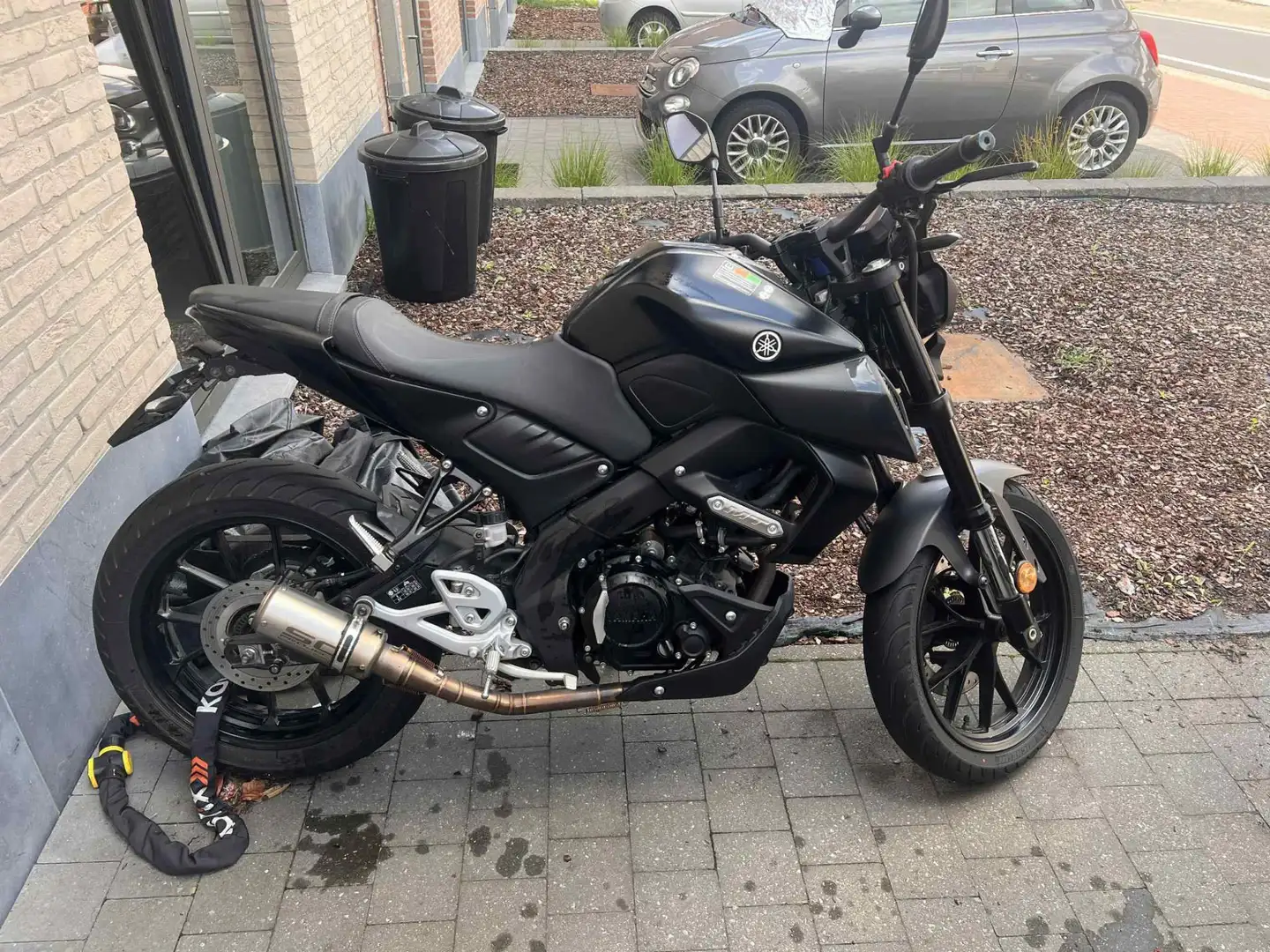 Yamaha MT-125 Černá - 1
