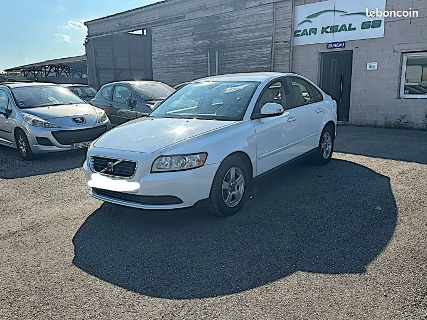 Volvo S40 1.6 100CH SUMMUM Blanc - 1
