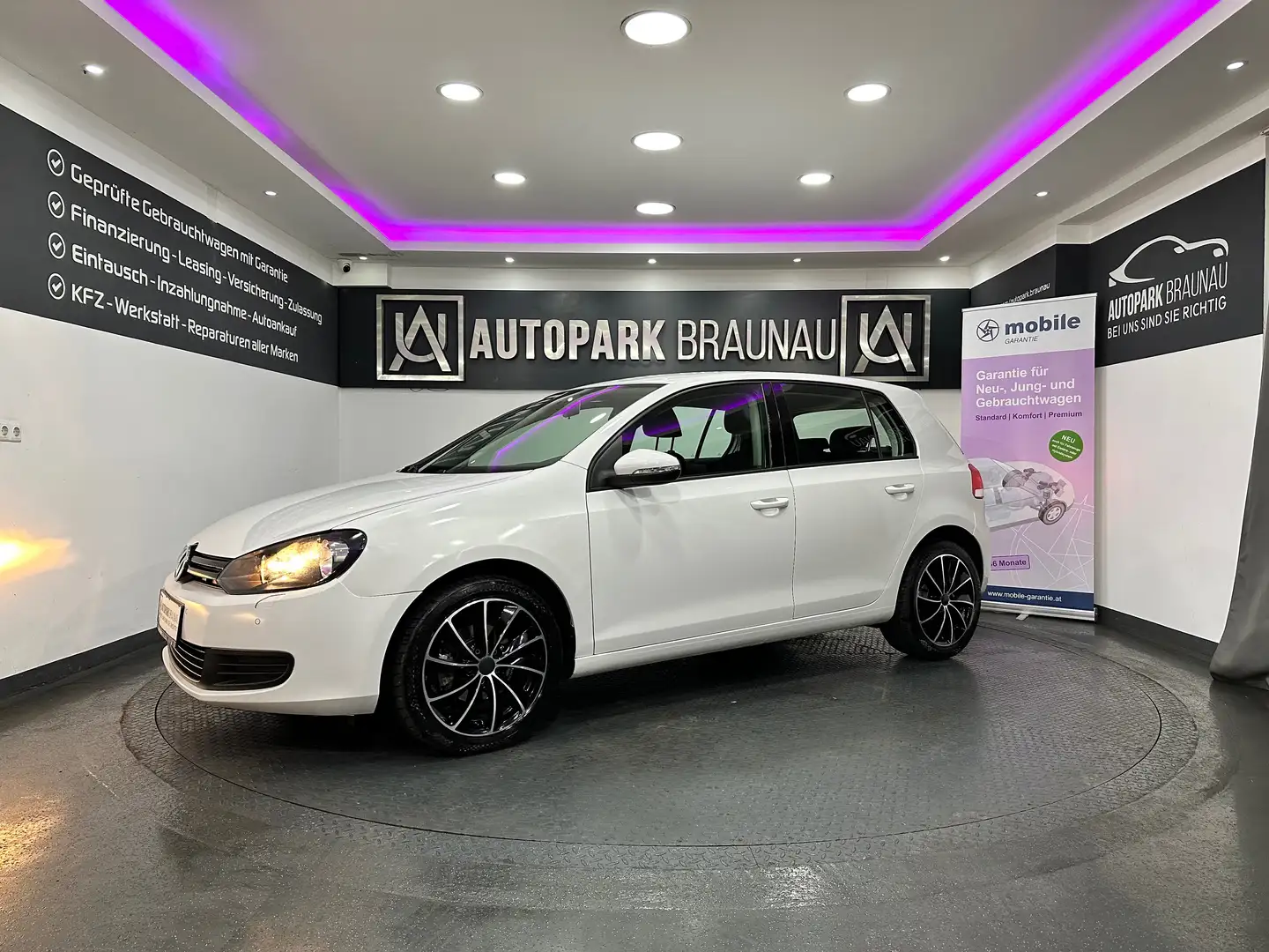 Volkswagen Golf Trendline BMT 1,6 TDI DPF *PDC*SZH* Weiß - 2