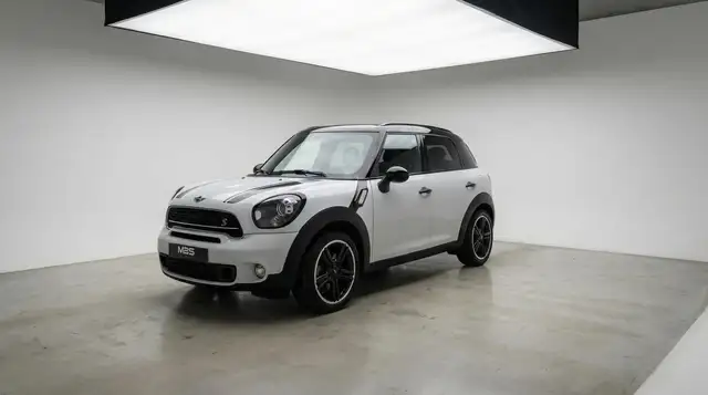 MINI Cooper SD Countryman 2.0 * CUIR * GPS * AUTO * CLIM * AUTO * SIEGES CH