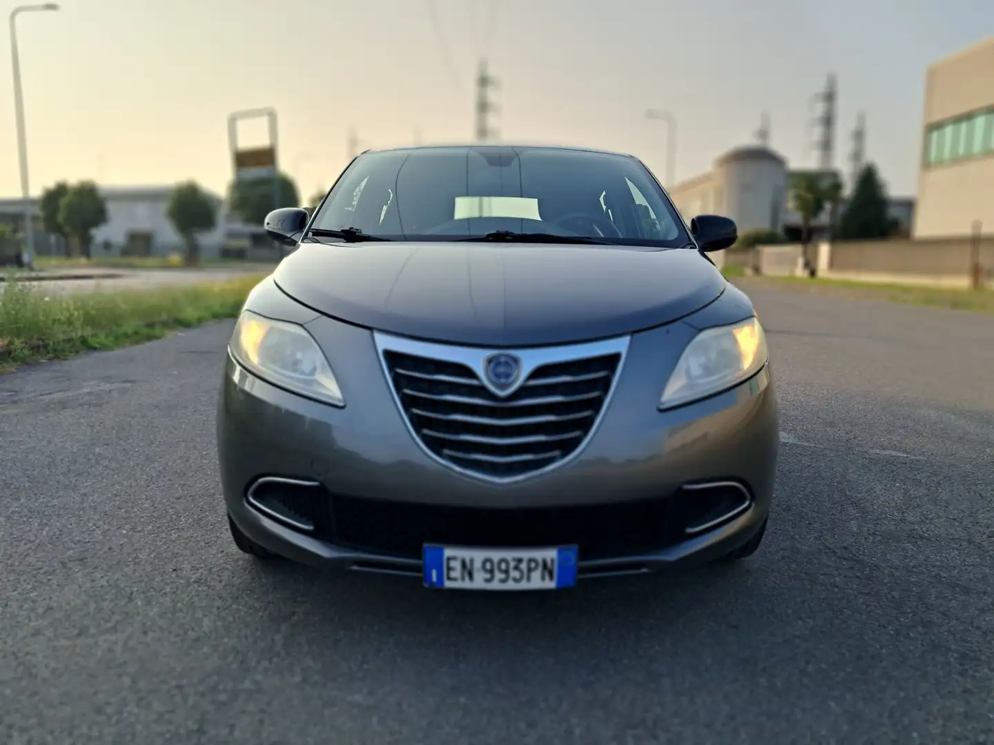 Lancia Ypsilon 1.2 8v Platinum c/s.parc. s&s 69cv - 1