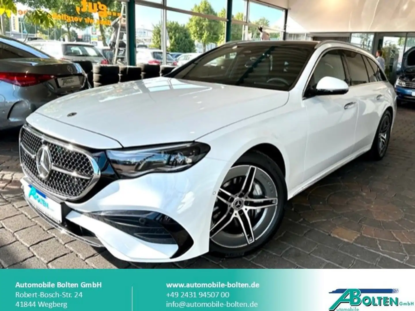 Mercedes-Benz E 220 d 4M T Autom.AMG+-Panod.-360°-Digi-Distr. Weiß - 1