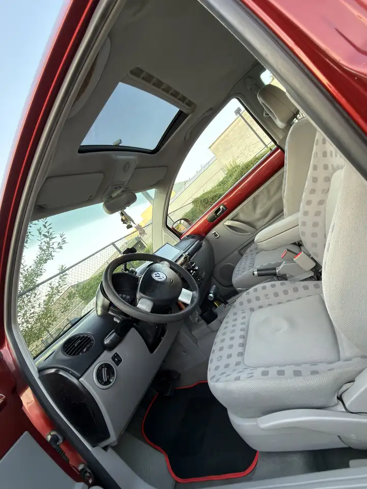 Volkswagen New Beetle 2. 0. 5V, foto 3