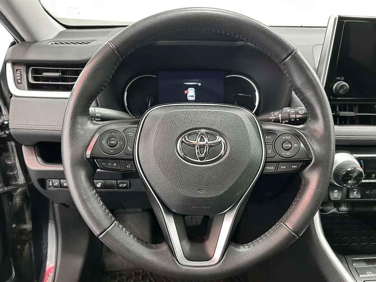 Toyota RAV 4 снимка Toyota RAV 4