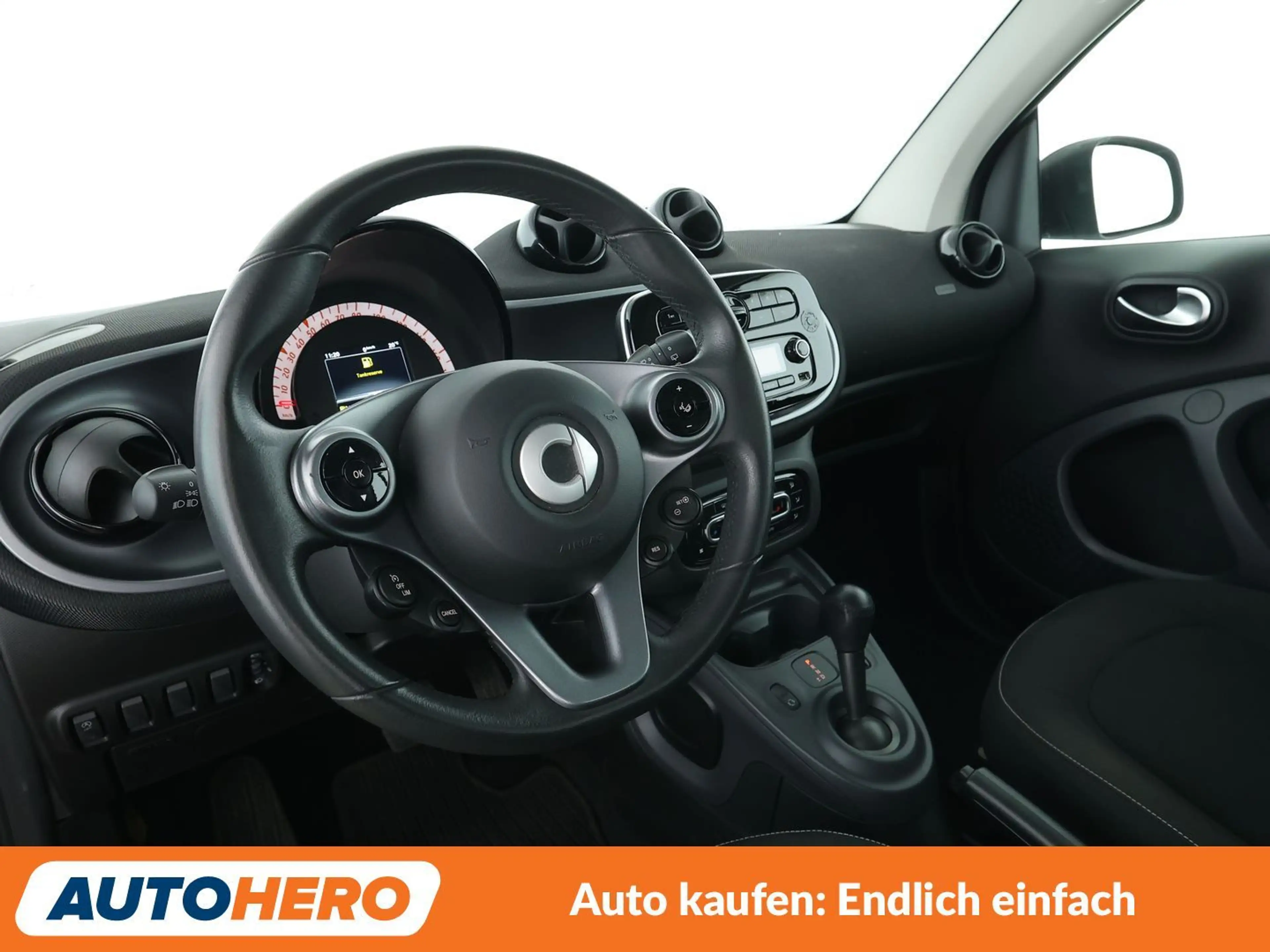 smart forTwo 1.0 Basis passion Aut.*TEMPO*PANO*KLIMA* — photo 11