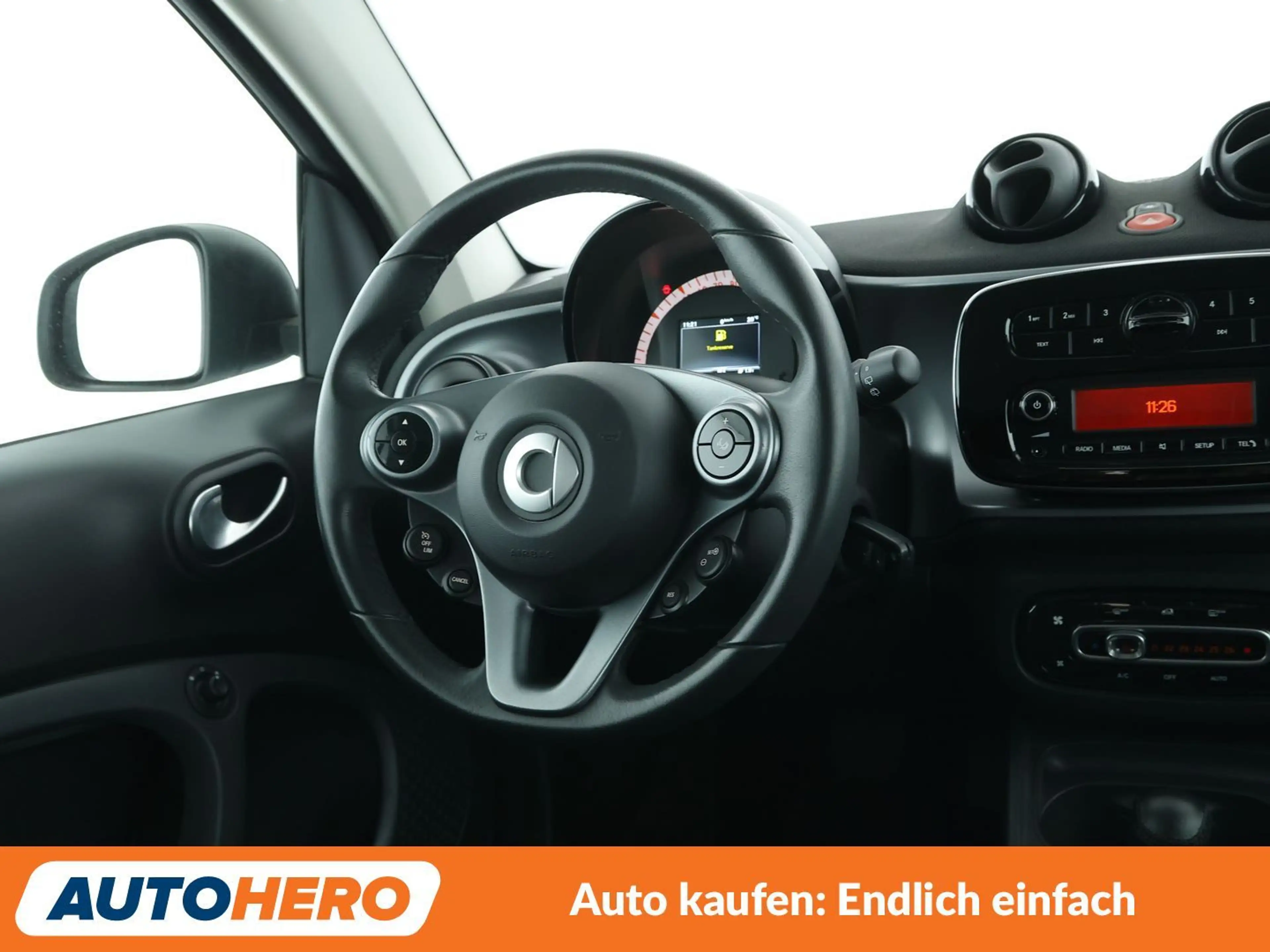 smart forTwo 1.0 Basis passion Aut.*TEMPO*PANO*KLIMA* — photo 13