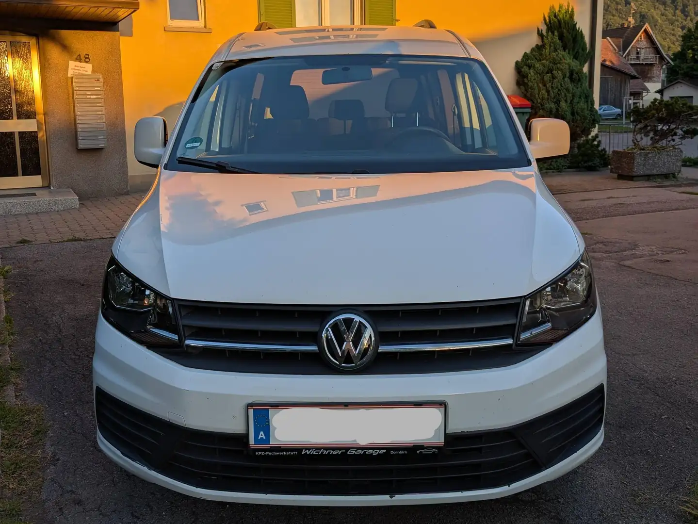 Volkswagen Caddy Kombi Maxi 2,0 TDI Kombi Weiß - 2