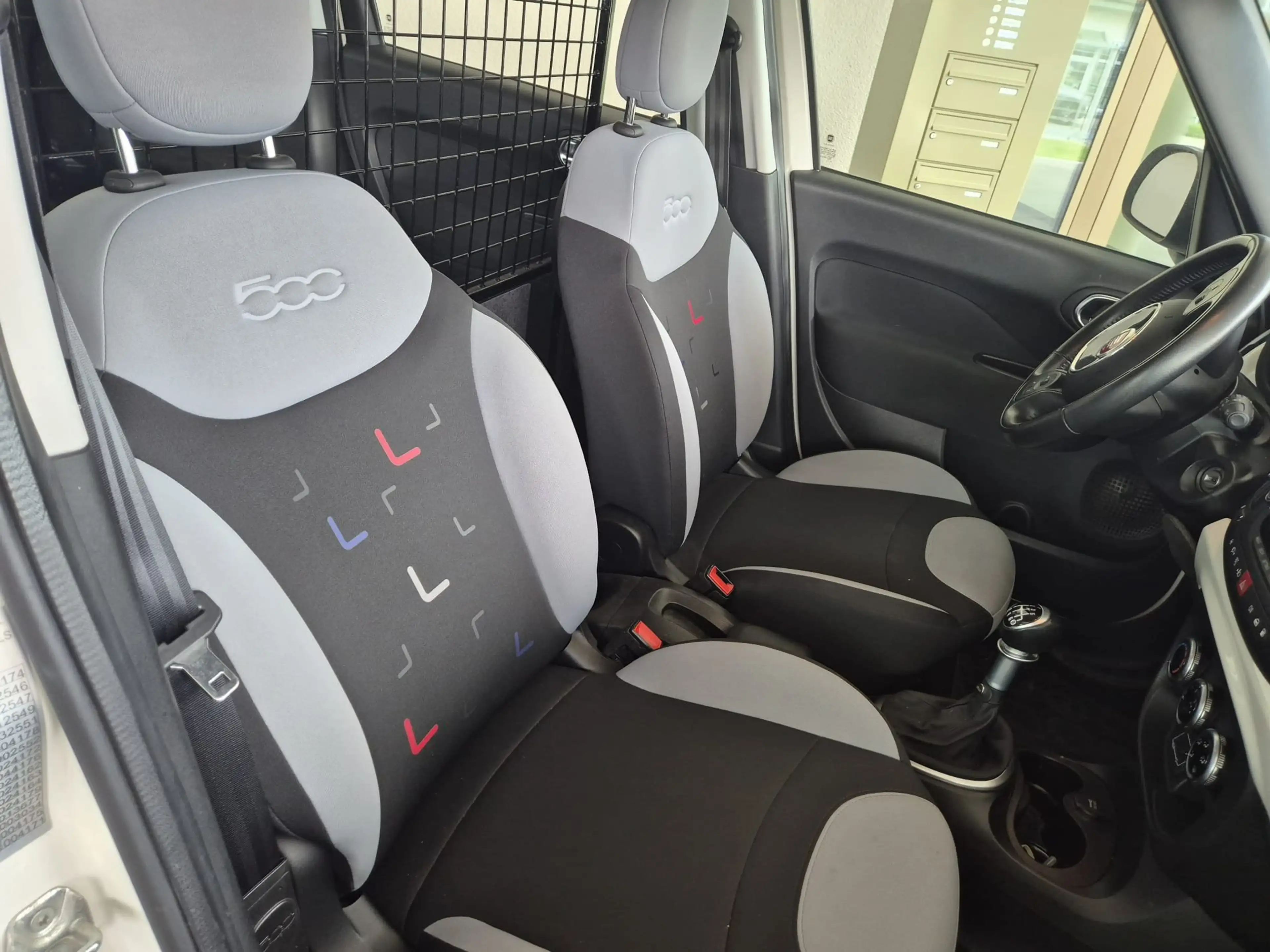 Fiat 500L Pop Star / CNG — photo 11