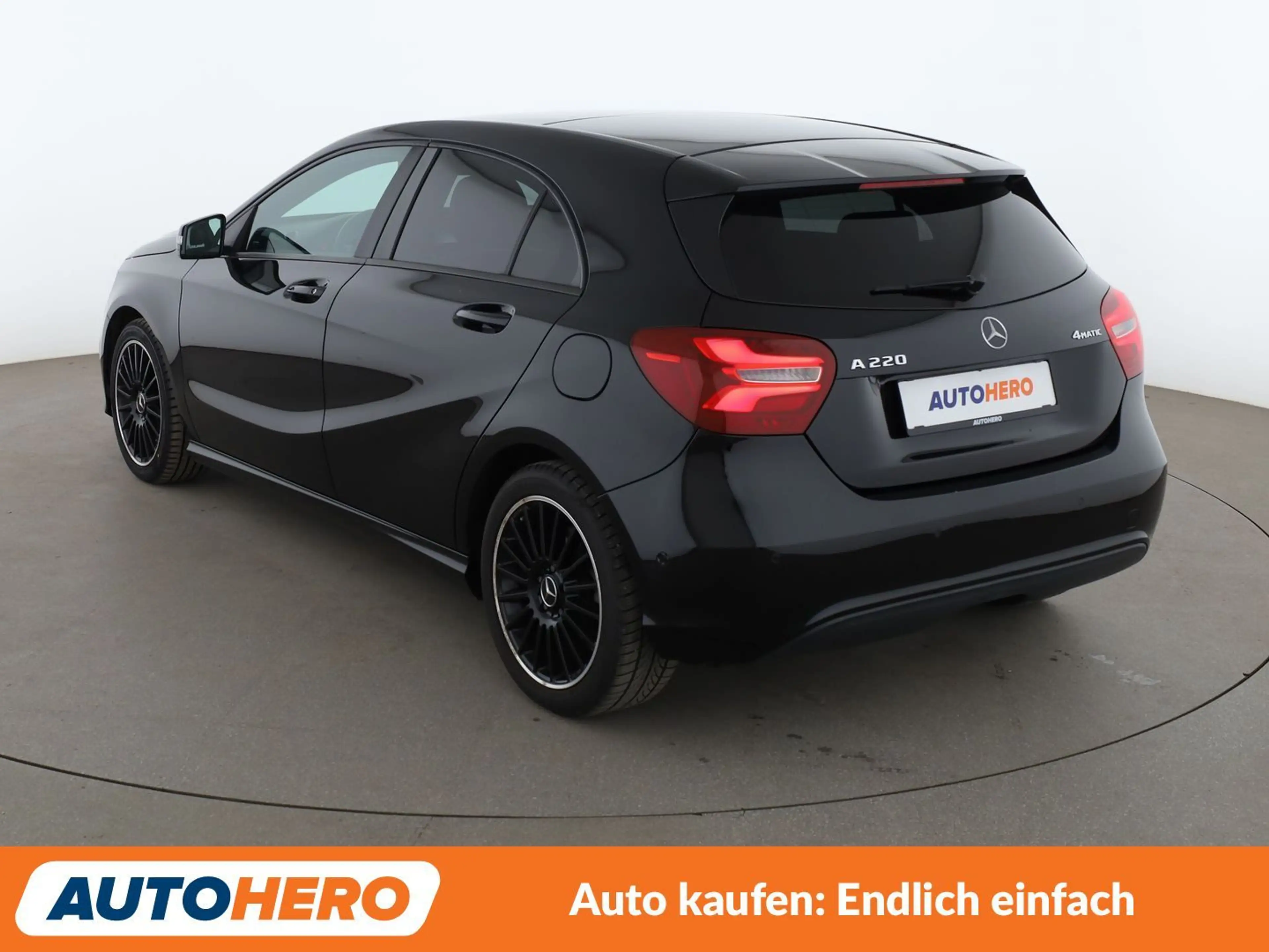 Mercedes-Benz A 220 4Matic Aut.*LED*TEMPO*PDC*SHZ*KLIMA*GARANTIE — photo 4