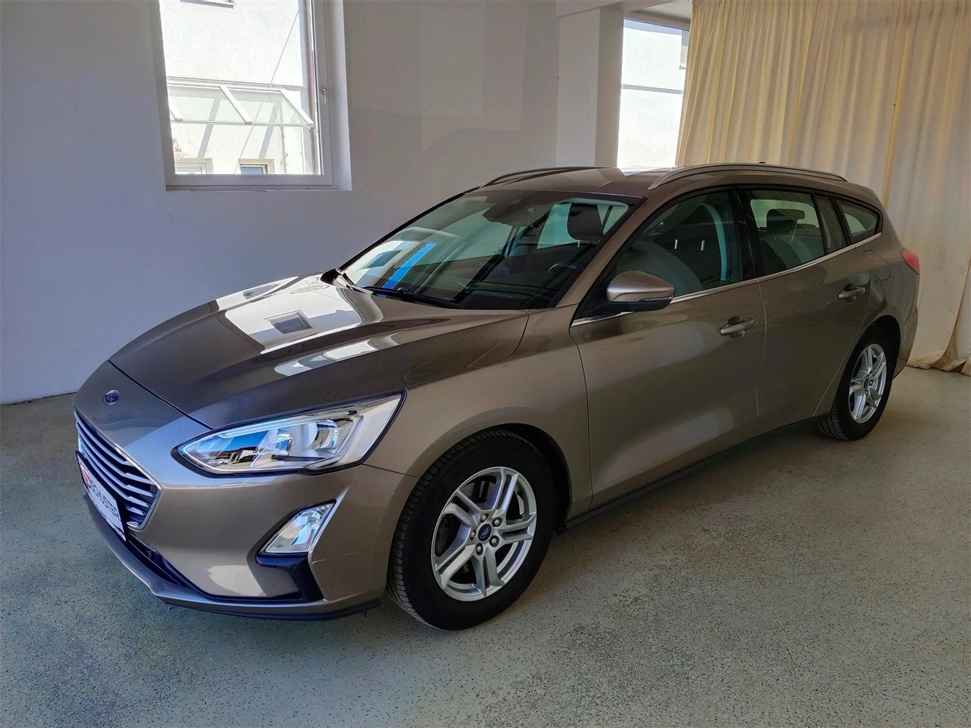Ford Focus FOCUS TREND BUSINESS 1.0L EBOOST 125PS M6TR — photo 3