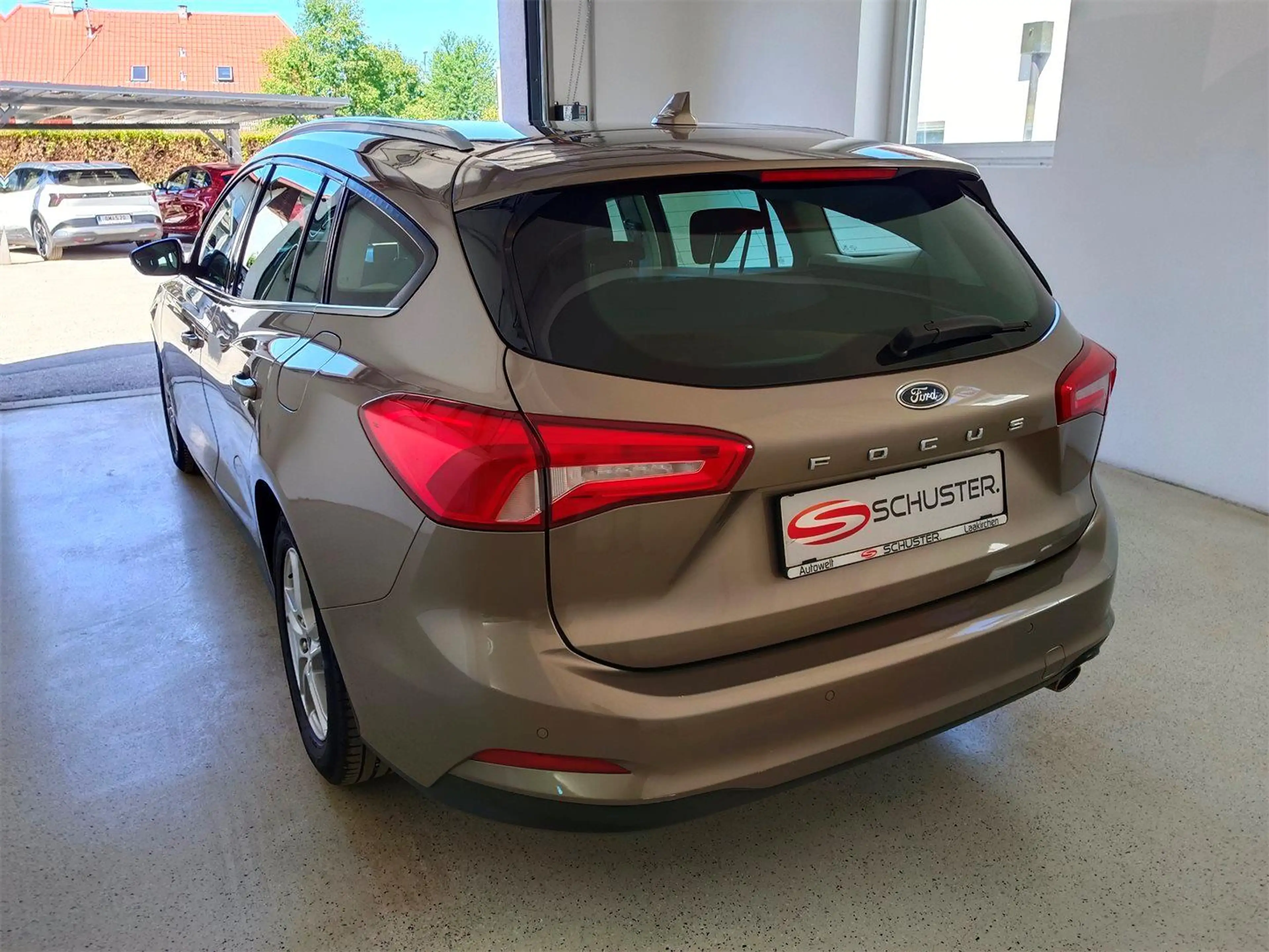 Ford Focus FOCUS TREND BUSINESS 1.0L EBOOST 125PS M6TR — photo 4
