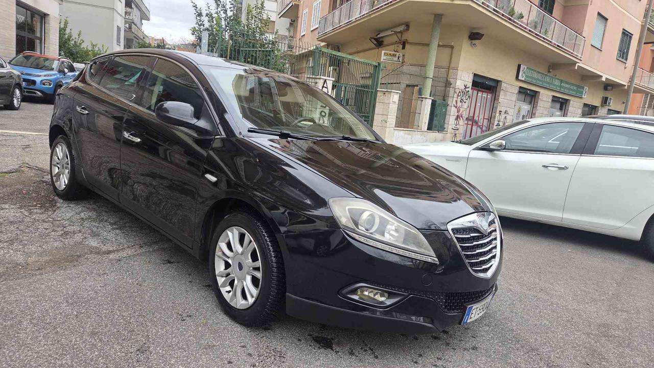 Lancia Delta 2.0 MJT DPF Oro