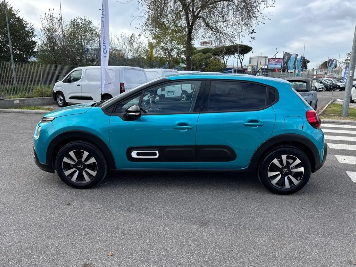 Citroen C3 PureTech 83 S&S MAX Blu/Azzurro - 2
