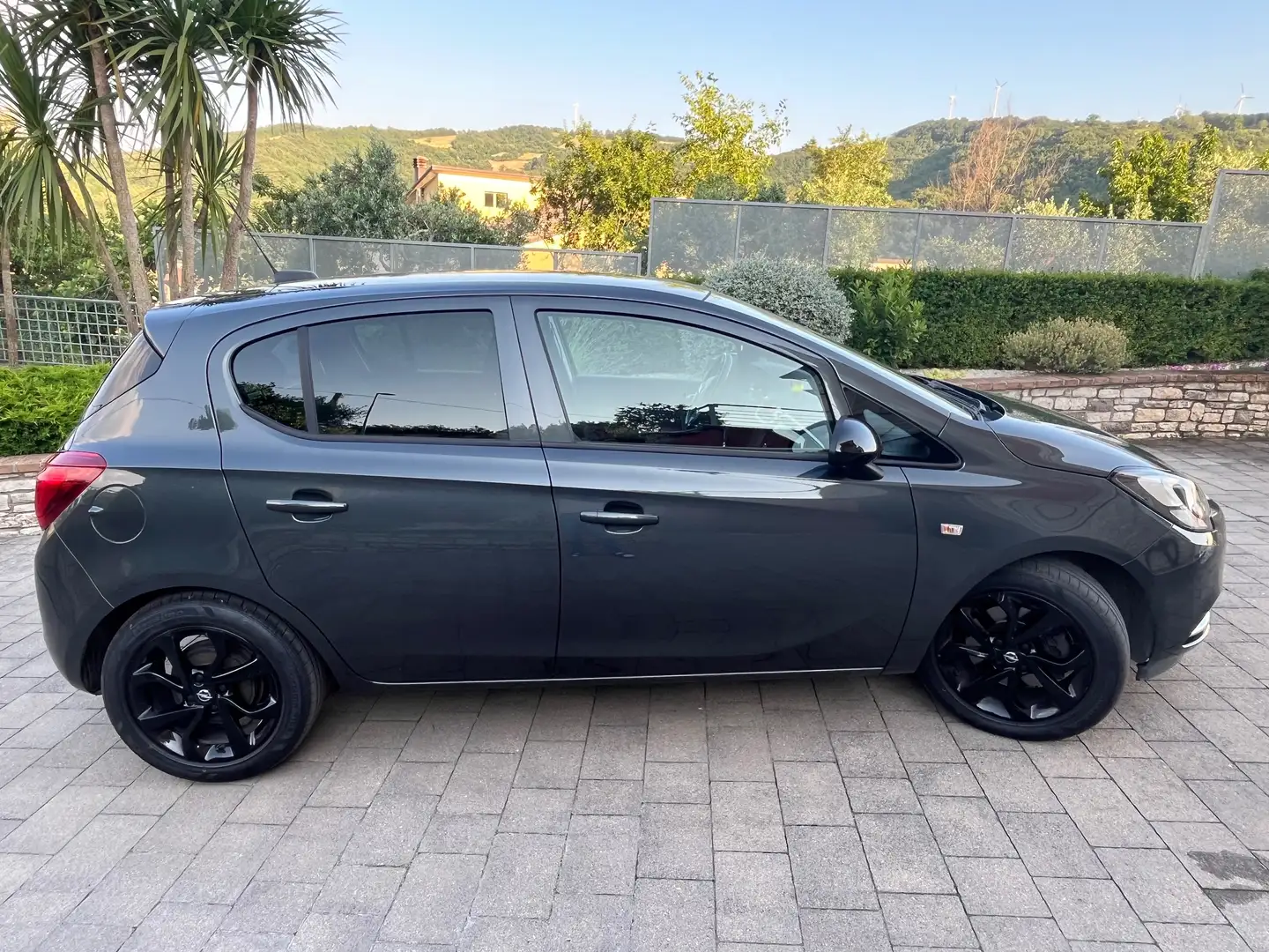 Opel Corsa Corsa 5p 1.3 cdti Black Edition 75cv Grigio - 1