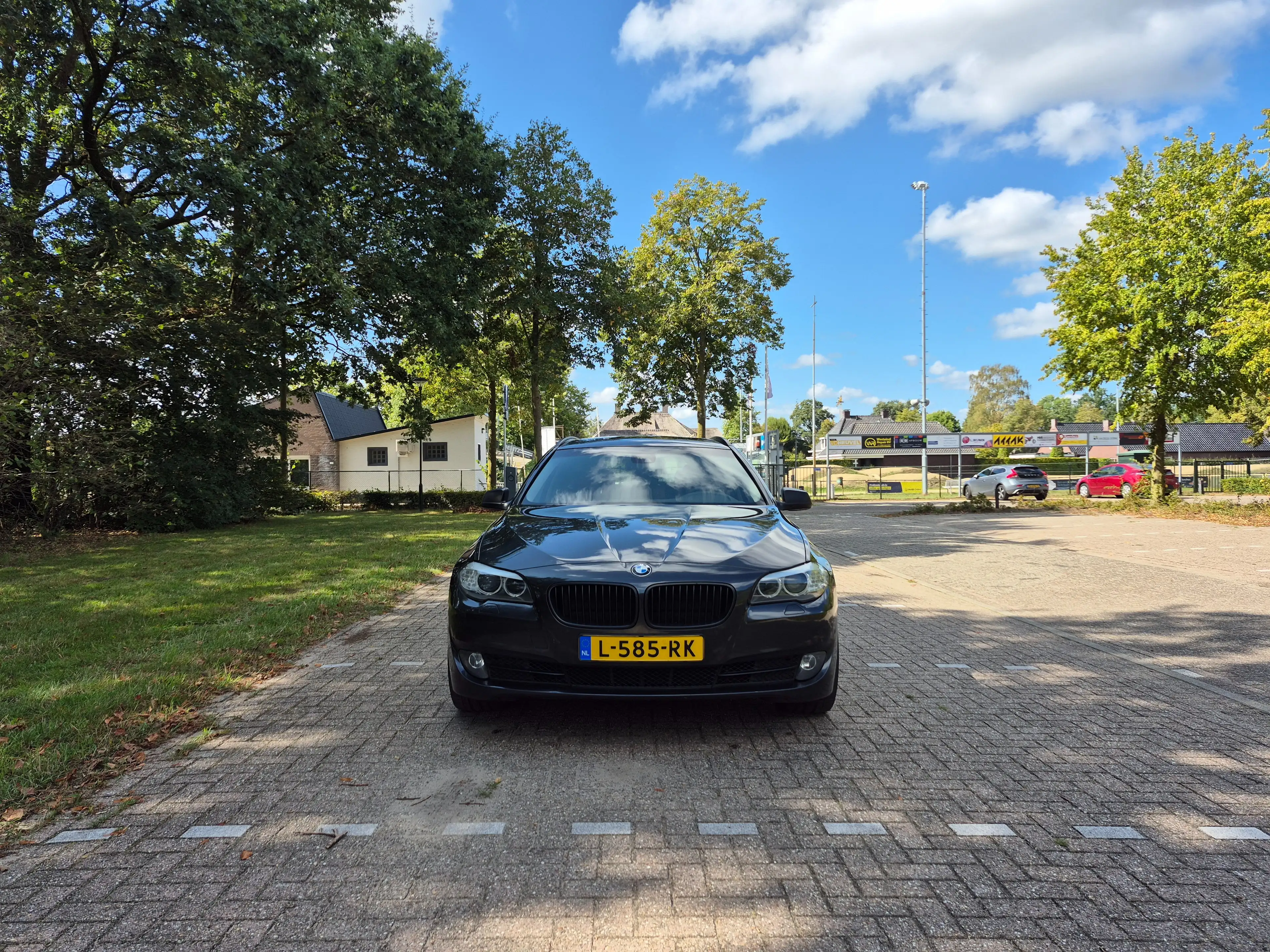 BMW 523 523i High Executive — photo 9