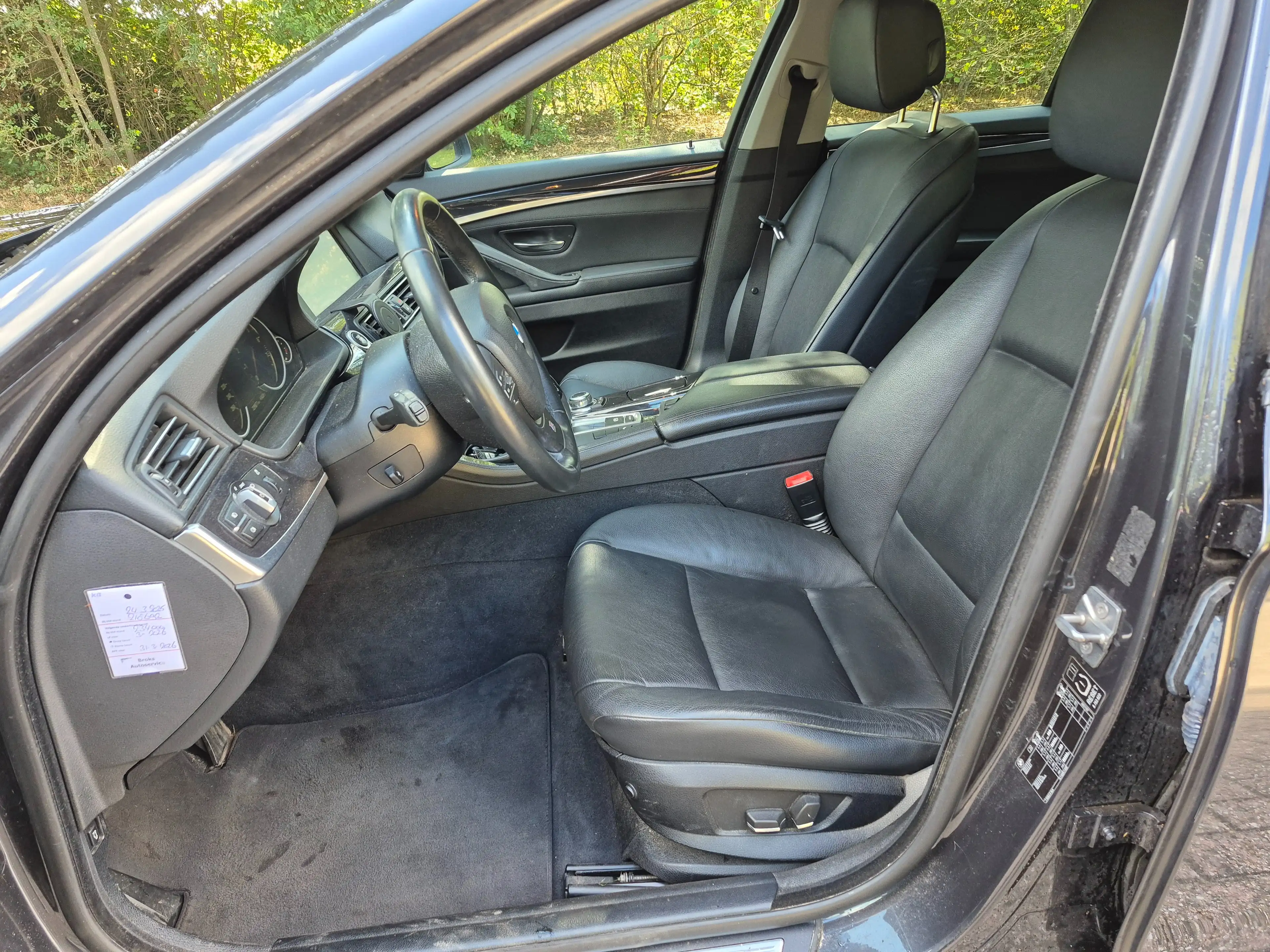 BMW 523 523i High Executive — photo 11