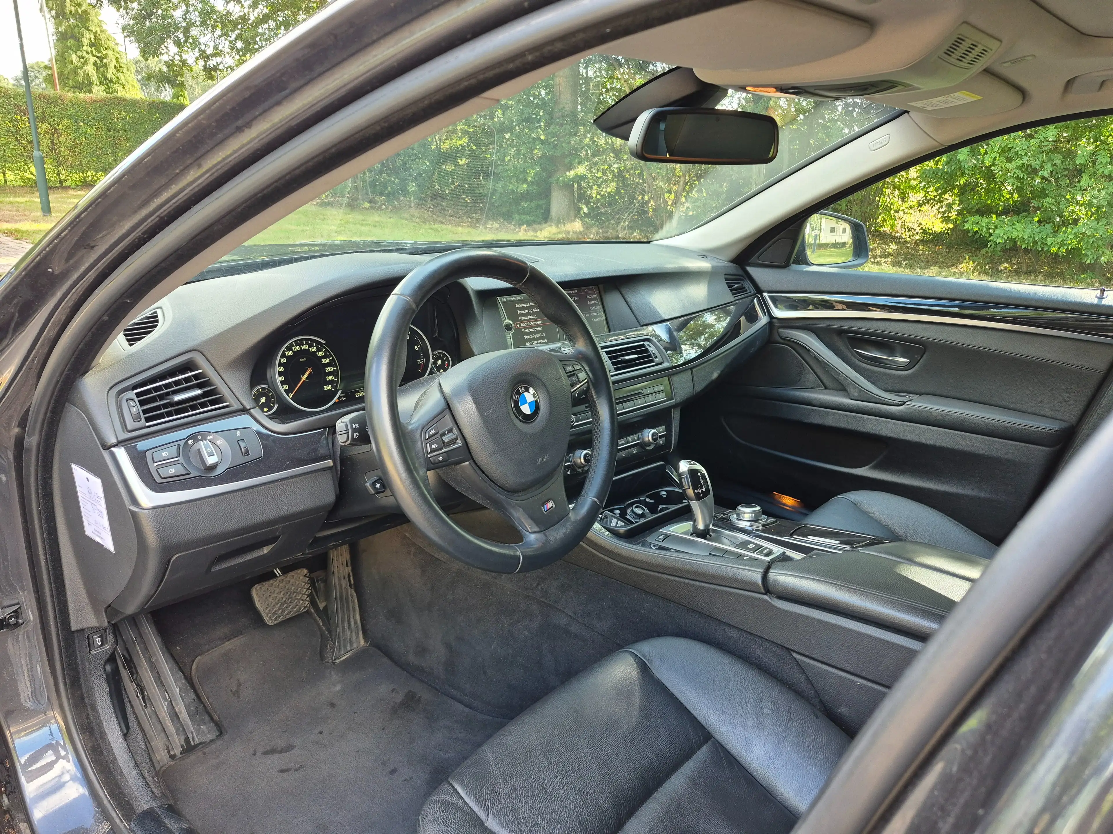 BMW 523 523i High Executive — photo 4