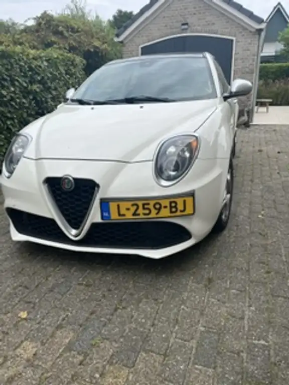 Alfa Romeo MiTo 2018 из Европы — купить под ключ