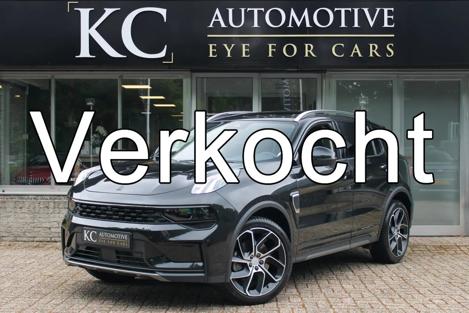 Lynk & Co 01 1.5 Blackpack | Trekhaak | All-Season! Zwart - 1