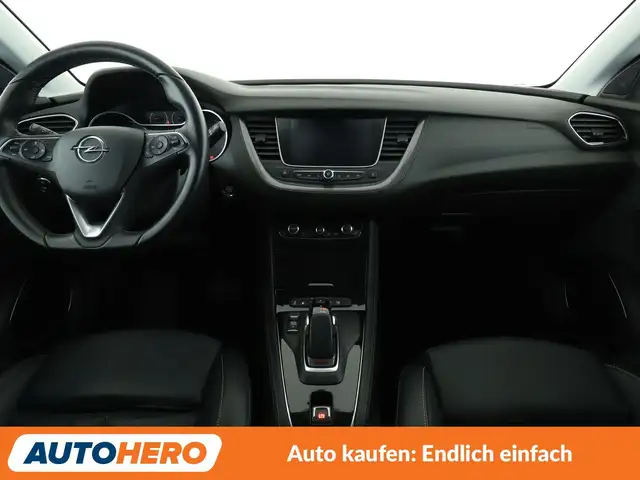 Opel Grandland view 12