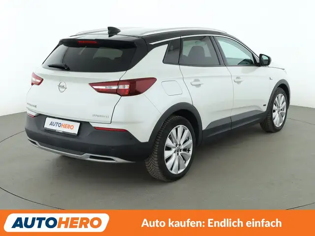 Opel Grandland view 6