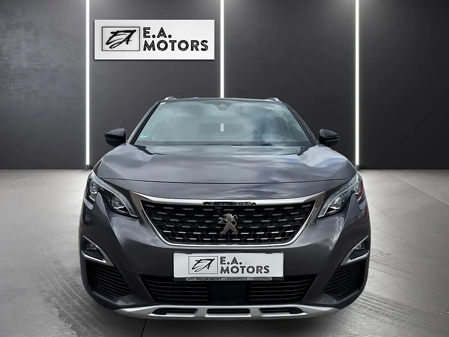 Peugeot 3008 1,6 THP 165 S&S EAT6 GT Line Grau - 2