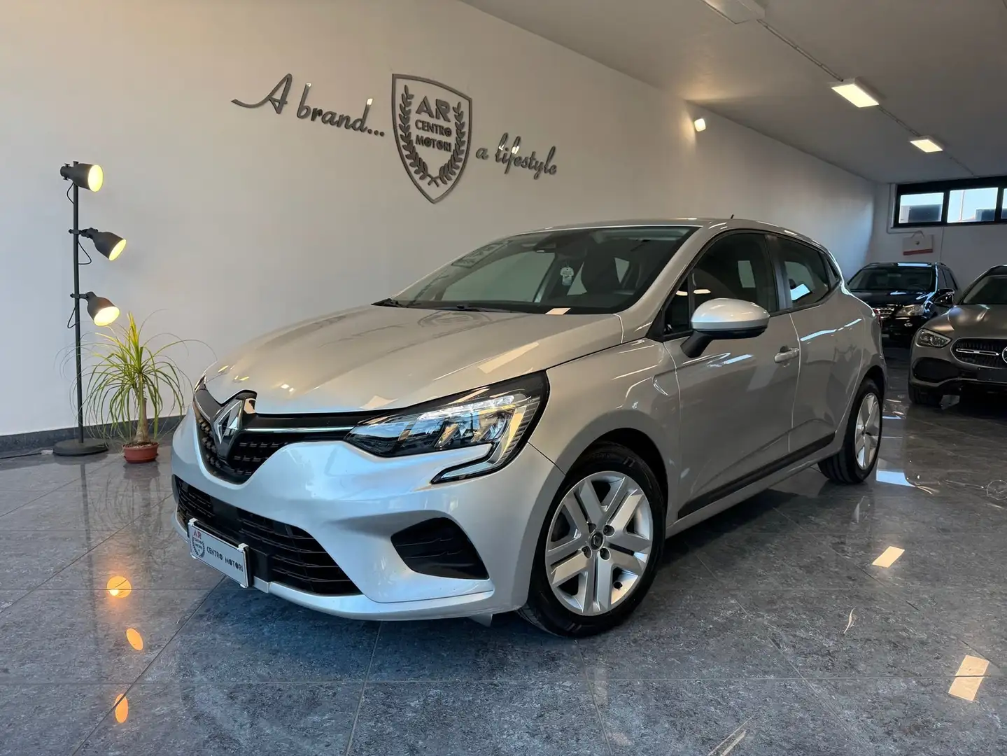 Renault Clio 1.5 blue dci 101cv Navi fari Led Carplay Full Opt Gris - 1