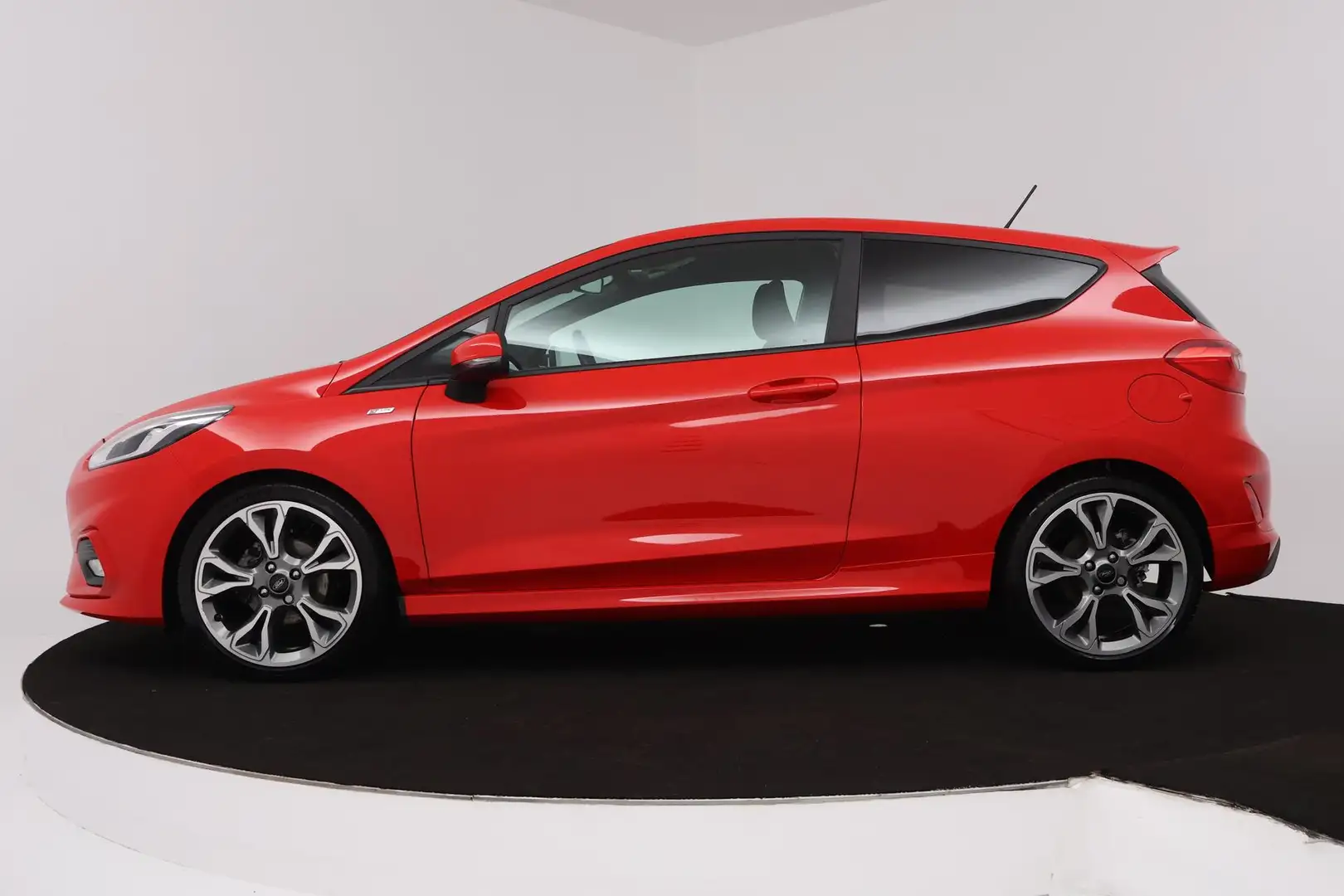 Ford Fiesta 1.0 EcoBoost ST-Line Rood - 2
