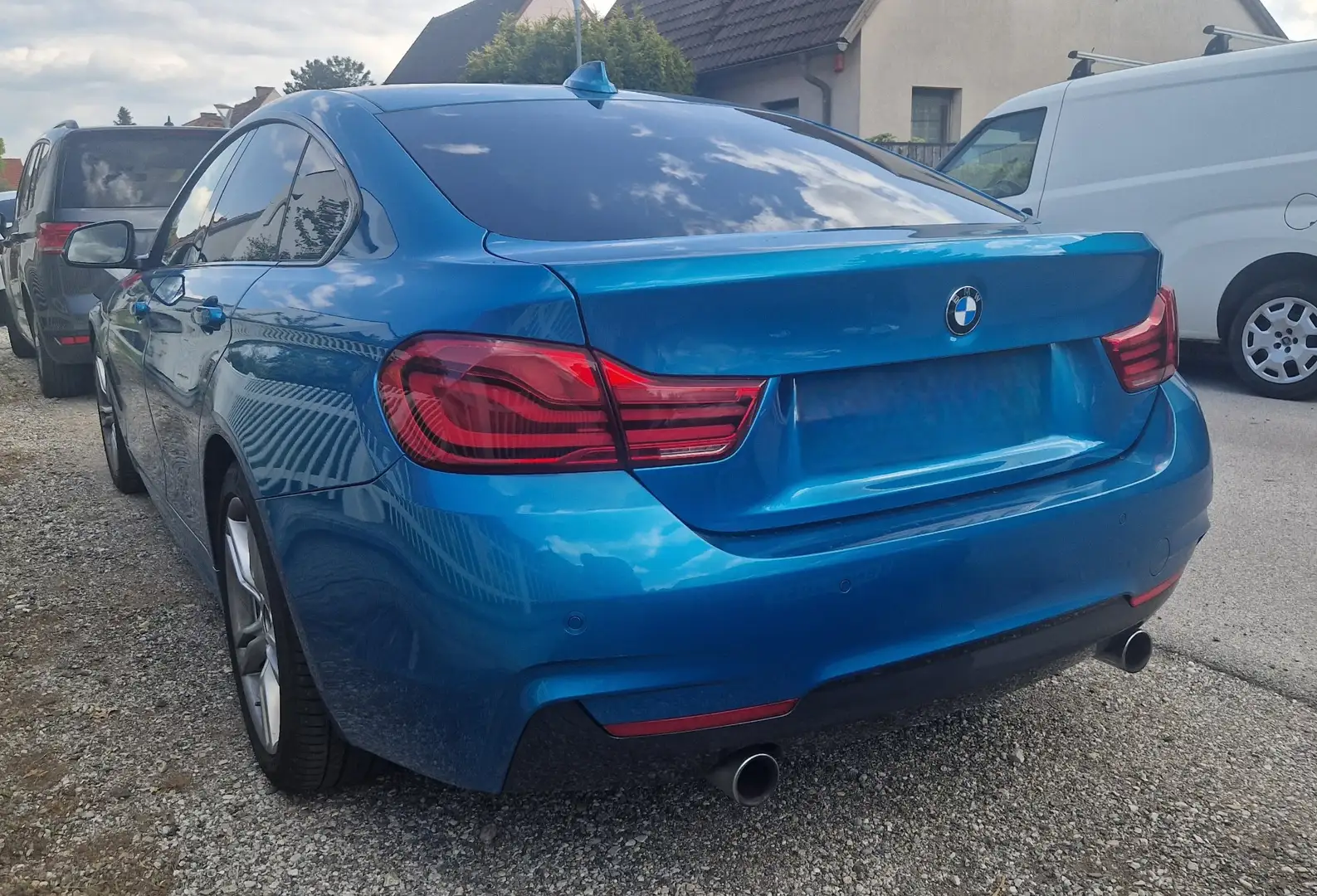 BMW 440 440i Coupe M Sport Aut. Blau - 1