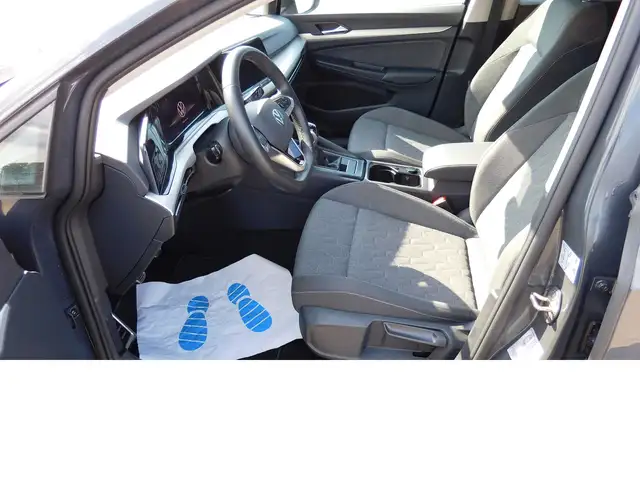Volkswagen Golf view 9