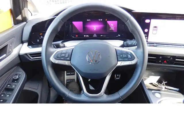 Volkswagen Golf view 7