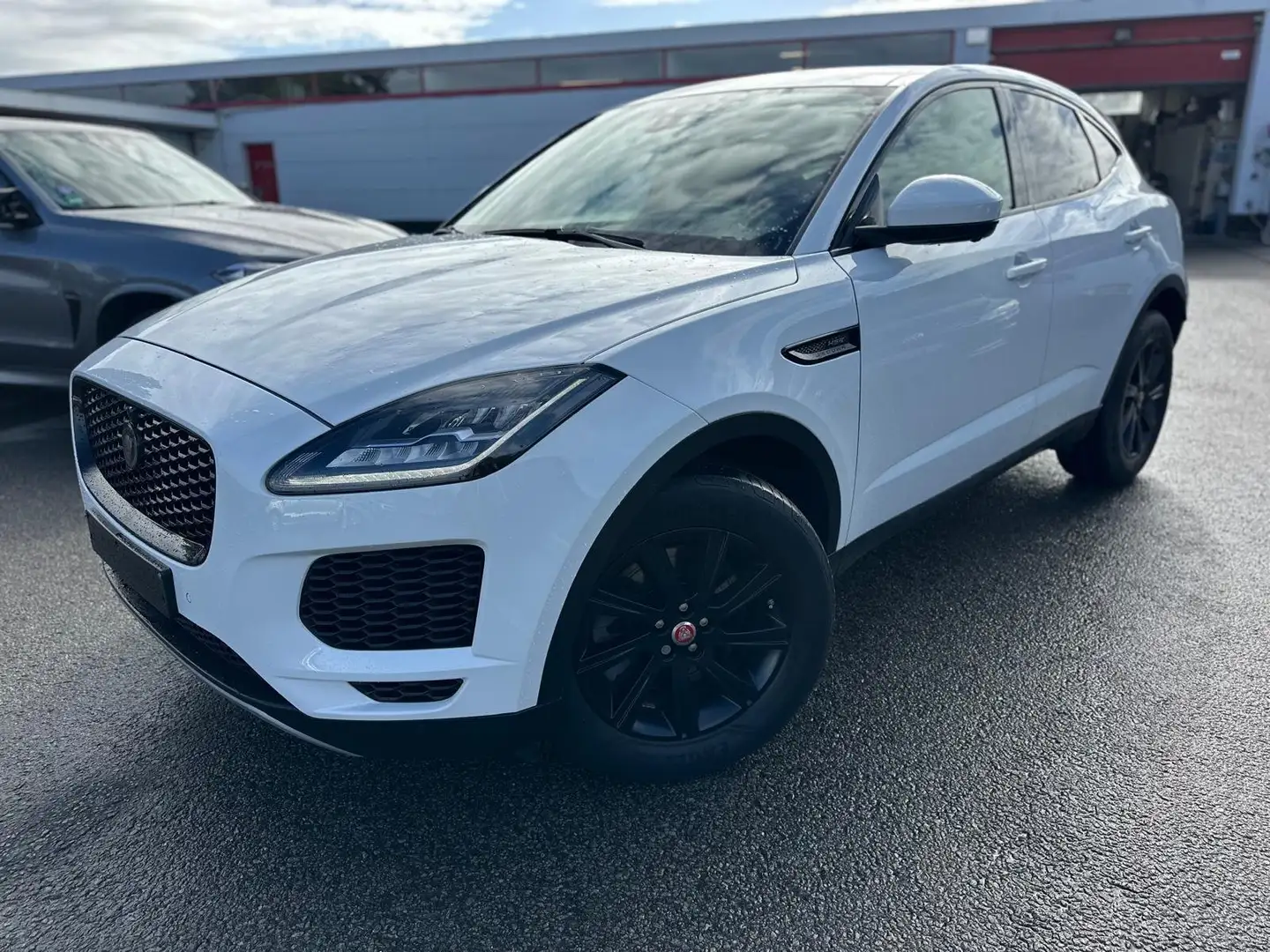 Jaguar E-Pace E-Pace 2.0 T AWD R-Dynamic HSE (EU6.2) Wit - 1