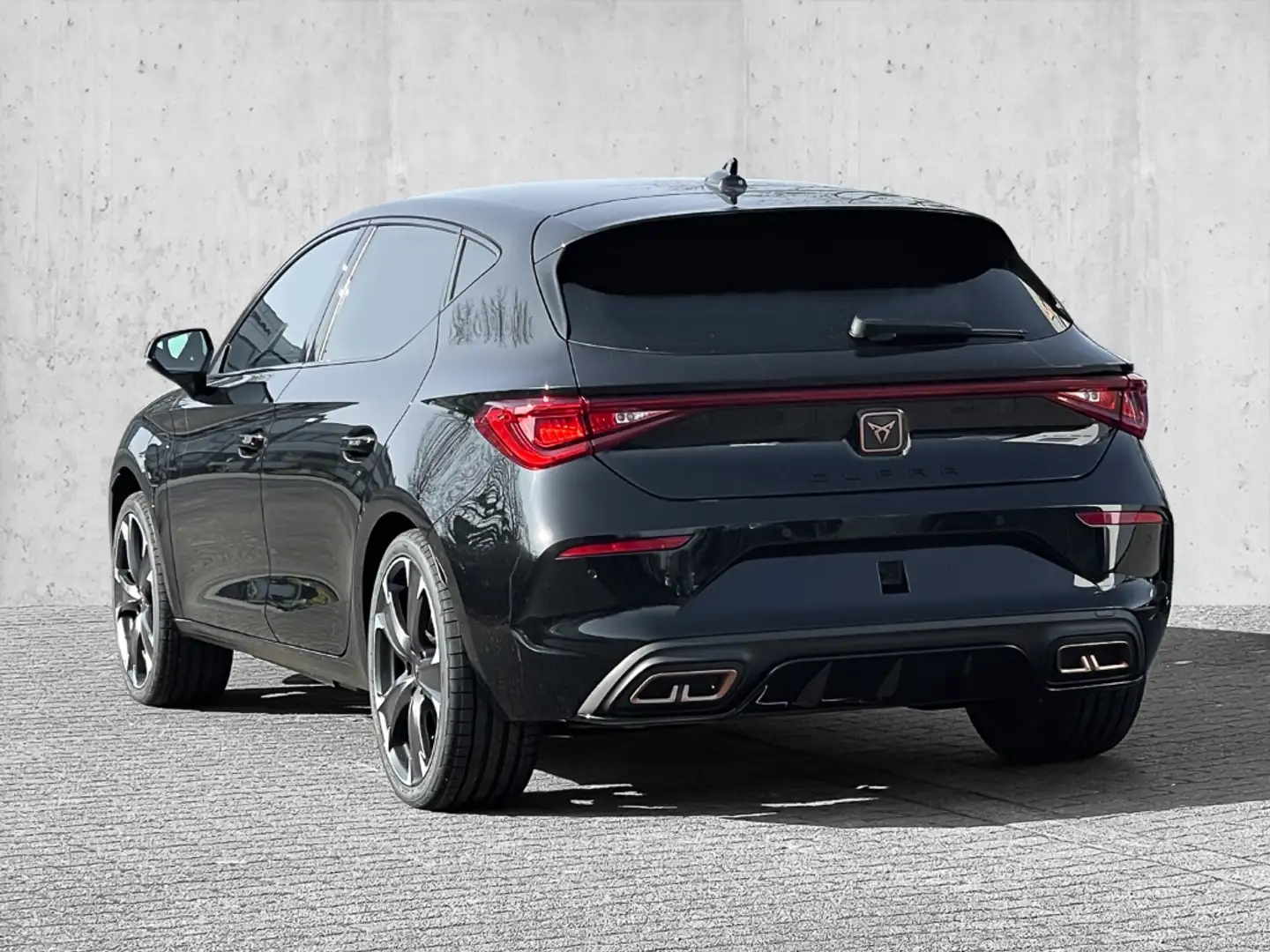 CUPRA Leon VZ 1.4 e-Hybrid DSG Wireless Full-Link Winter-Pake Negru - 2