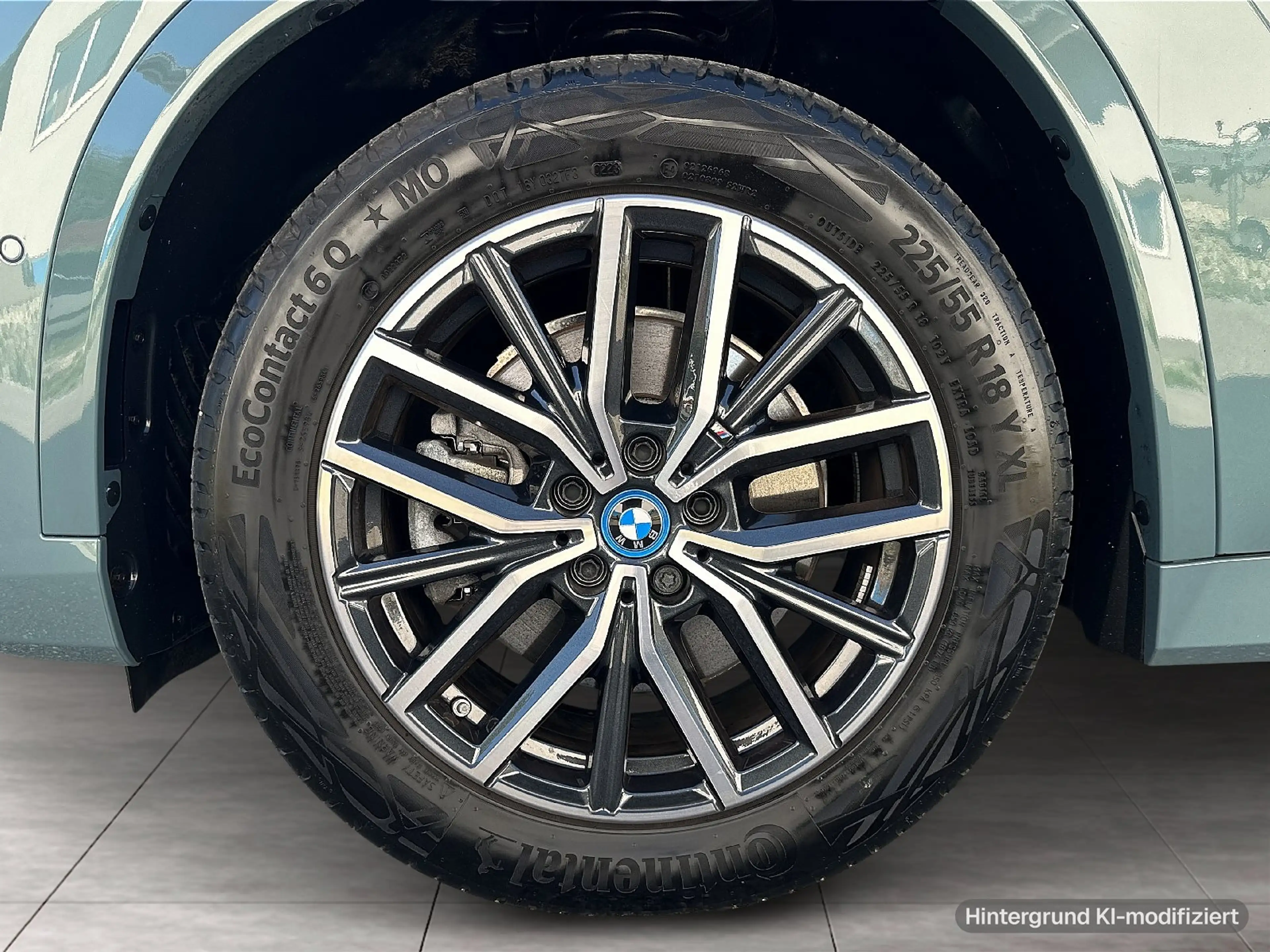 BMW iX1 xDrive30 M Sportpaket AHK Head-Up RFK LED — photo 6