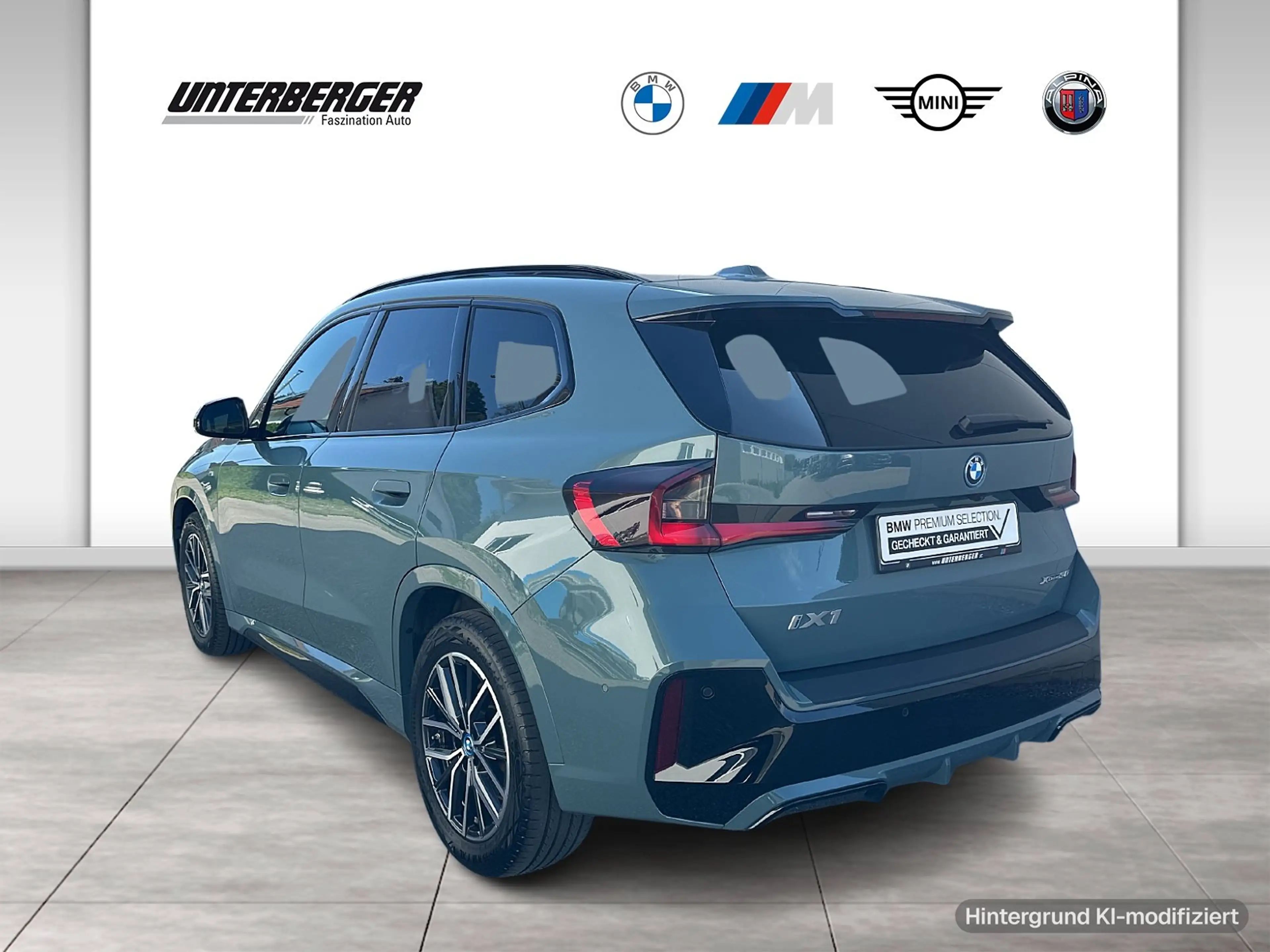 BMW iX1 xDrive30 M Sportpaket AHK Head-Up RFK LED — photo 4