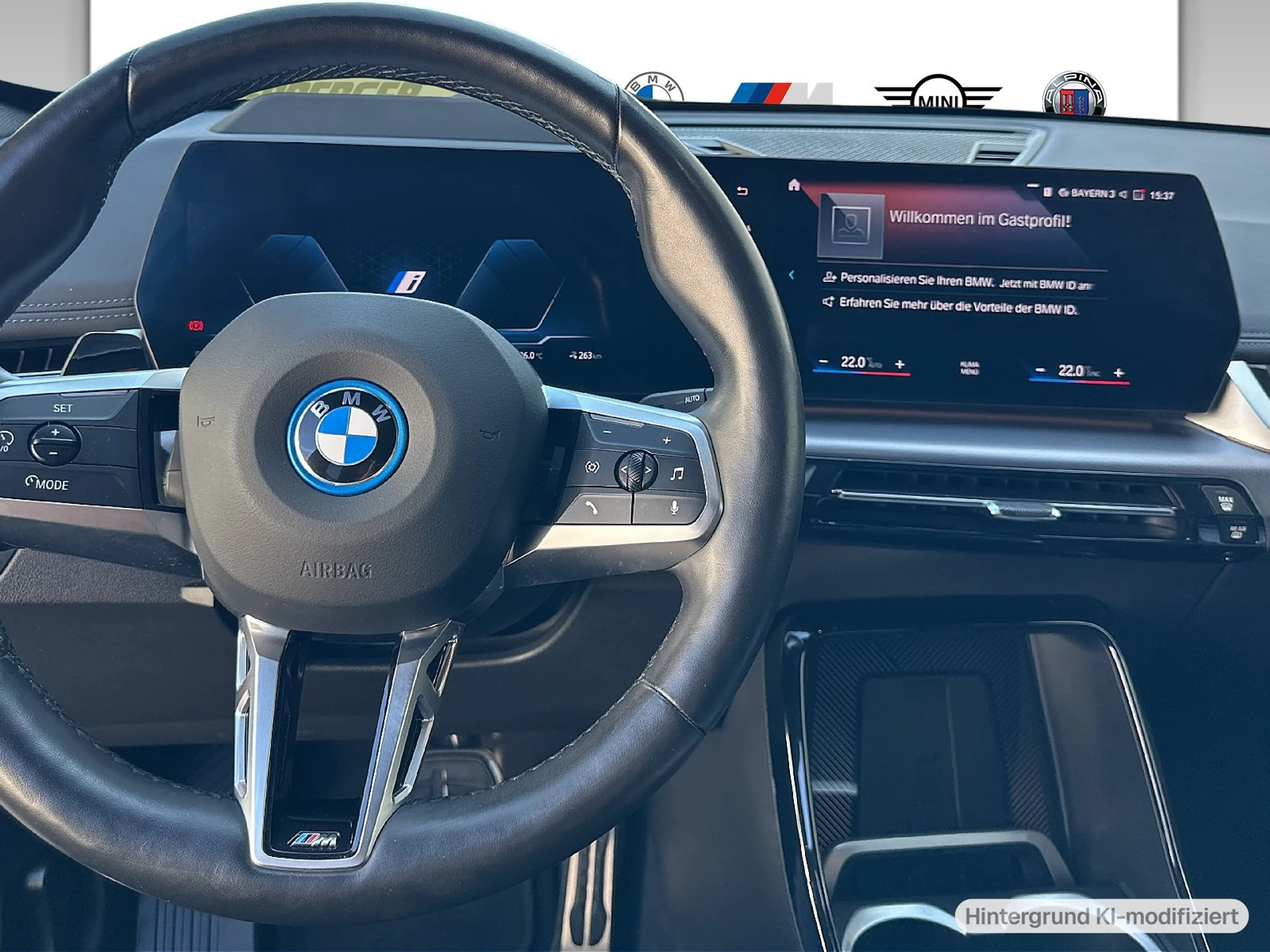 BMW iX1 xDrive30 M Sportpaket AHK Head-Up RFK LED — photo 7
