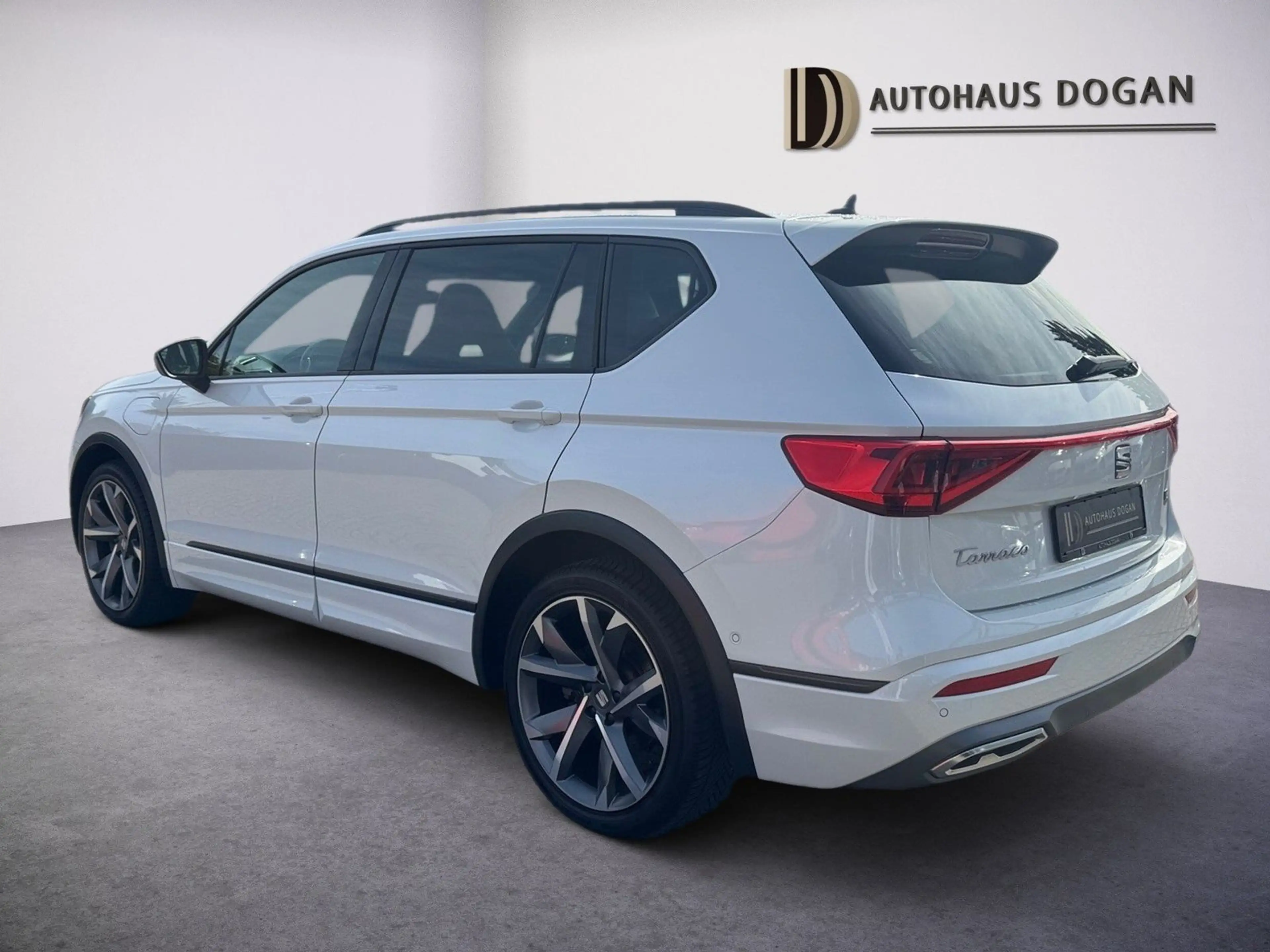 SEAT Tarraco FR*e-Hybrid*AHK*ACC*20Zoll*360Kamera*4xS — photo 4