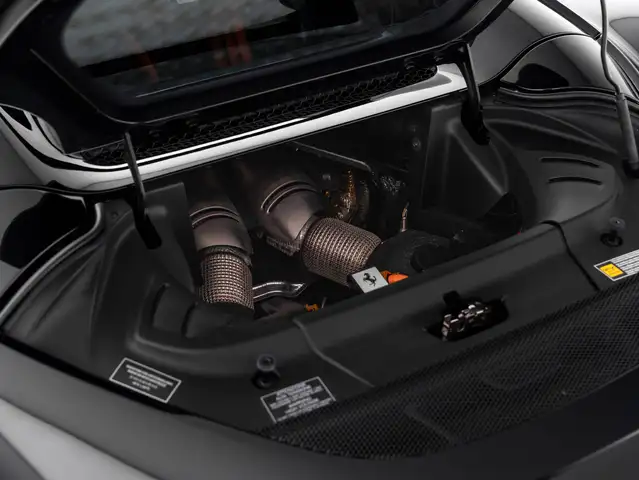 Ferrari 296 view 15